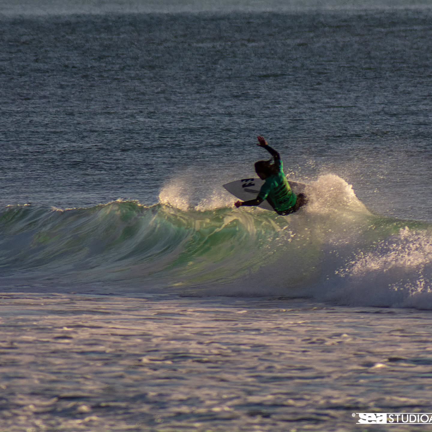WSL Harvey Norman Gold Coast 2023
.
.
.
.
.
.
.
.
#wsl #surfingqueenslandinc #shapers #surfboards #surfboard #surfing #australia #noosa #noosaheads #surf #surfboardshaper #shape #shaping #kangarooislandaustralia #adelaide #discoverqueensland #discoveryaus #discovery_noosa #portelliot #xtremesports #middleton #design #melbourne #coolumbeach #sea #waves #sun #sunshinebeach #goldcoast
#surfgoldcoast