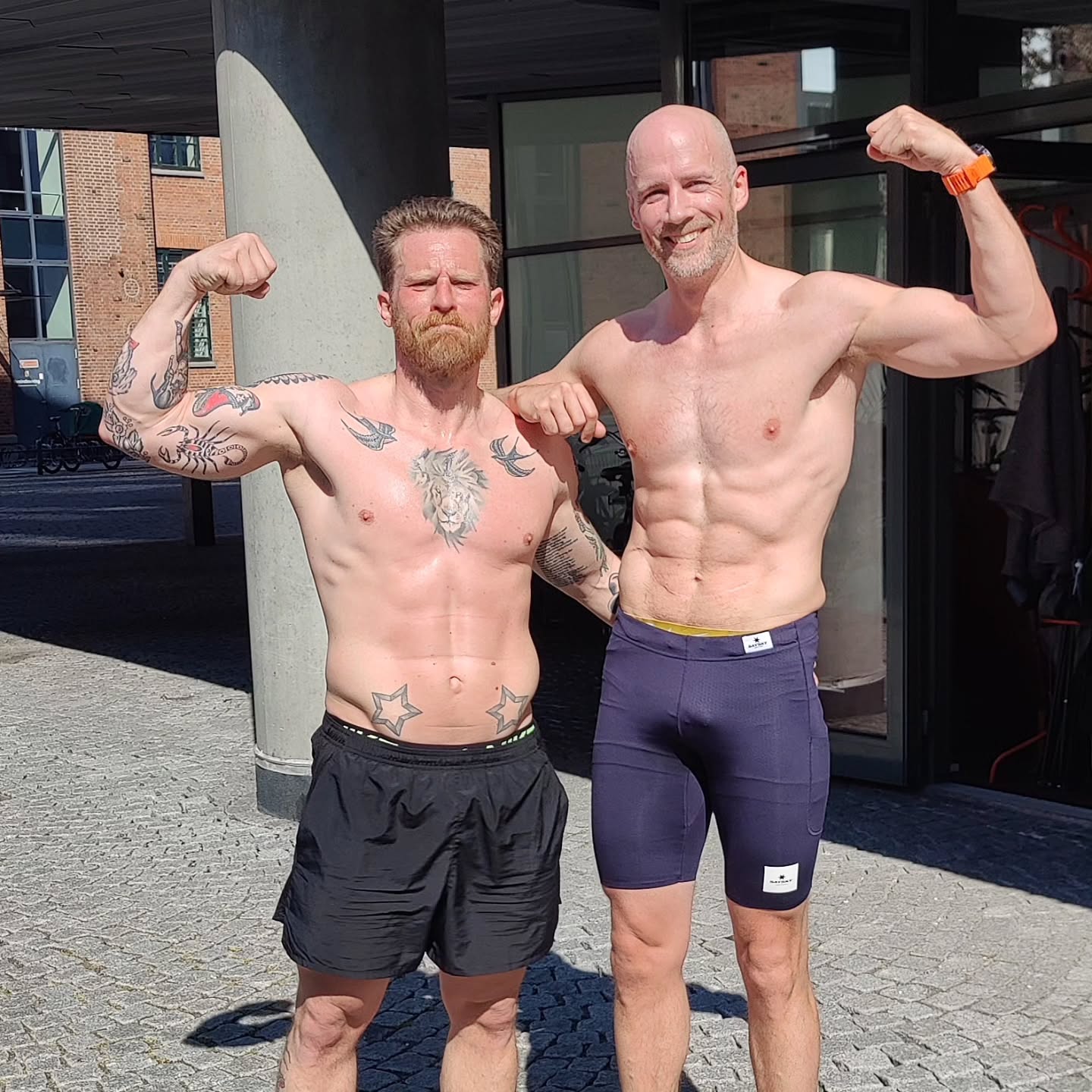 Today should have been the day that Jon and I completed at @hyroxnordic in Malmö.
For some unthinkable reason (officially due to shipping logistics, which sounds unlikely for a German concept!) The event has been moved to 30th September.
We've been training hard for this since January! So we said FUCK IT and did our own.
You can't stop us logistics!!!
Here's what Hyrox is:
For time
1000m run
1000m skierg
1000m run
50m sled push @153kgs
1000m run
50m sled pull @103kgs
1000m run
80m burpee broad jumps
1000m run
1000m row
1000m run
200m farmers walks @2x24kgs
1000m run
100m sand bag walking lunges @20kgs
1000m run
100 wall balls @5kgs
Leon 1:01:35
Jon 1:00:59
We crushed it.
Now we double down and get under the hour mark for September.