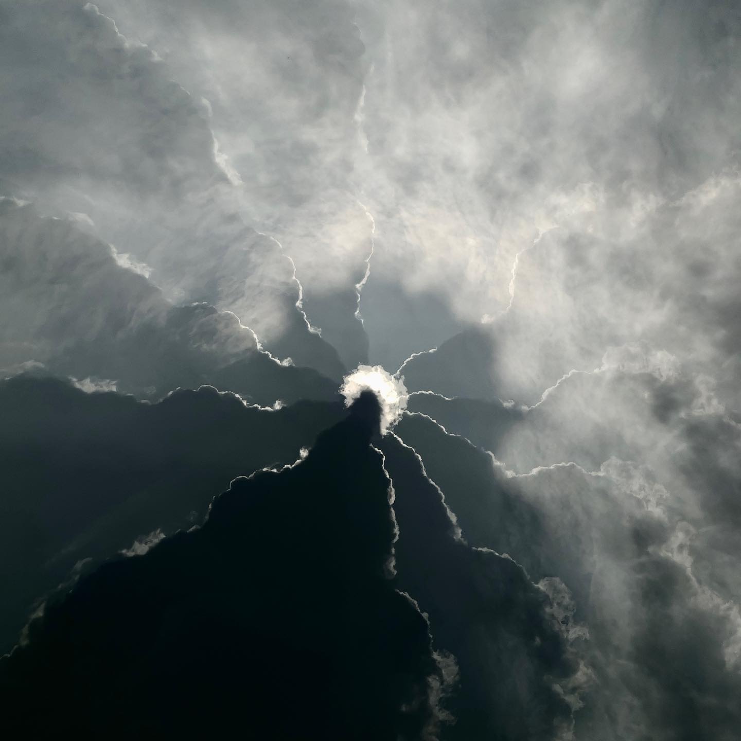 … sky phenomenon I … #multiexposure #mehrfachbelichtung #experimentellefotografie #sky #sunlover #mystery #visualart #incamera #nophotoshop #fineartphotography #abstractart #inmotion #experimentalphotography #motion #fineart #ilovehannover #artography #camerapainting #sun #light #shadows #beauty #sunlight #celebrationoflight #ontheroad #tree #beautyofnature #driveby #drivebyshooting #cloudporn