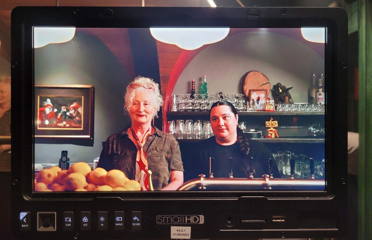 First glimpse at our recently wrapped series: Good Grief! Coming to Bell Fibe TV and OutTV soon!
Directed by @amy.trefry
DOP @tim.mombourquette
#filmnovascotia #filmproduction #goodgrief #tv #queerstories #comedy #comingsoon #lemons
