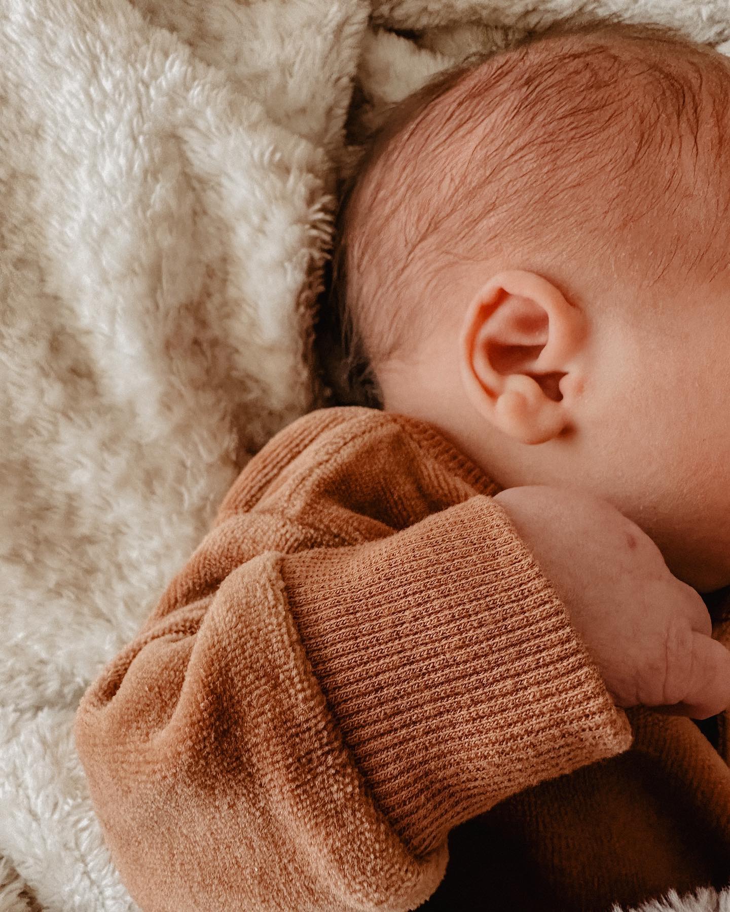 🤎Renley Eliah // 2.11.23 // 5lbs 12oz🤎
Thought I would give a little update on my sweet girl’s arrival just over 3 months ago. The birth and postpartum, as well as adjusting to two has been a whirlwind so far, and I’ve learned so much. I love hearing other people’s birth stories, so maybe I’ll share more later, but for now I’m giving myself grace to be in full on mama mode! I’ll never say no to connecting though so always feel free to reach out and we’ll grab a coffee! ☕️ take care of yourselves amazing mamas, mamas to be and mamas in waiting 🤍