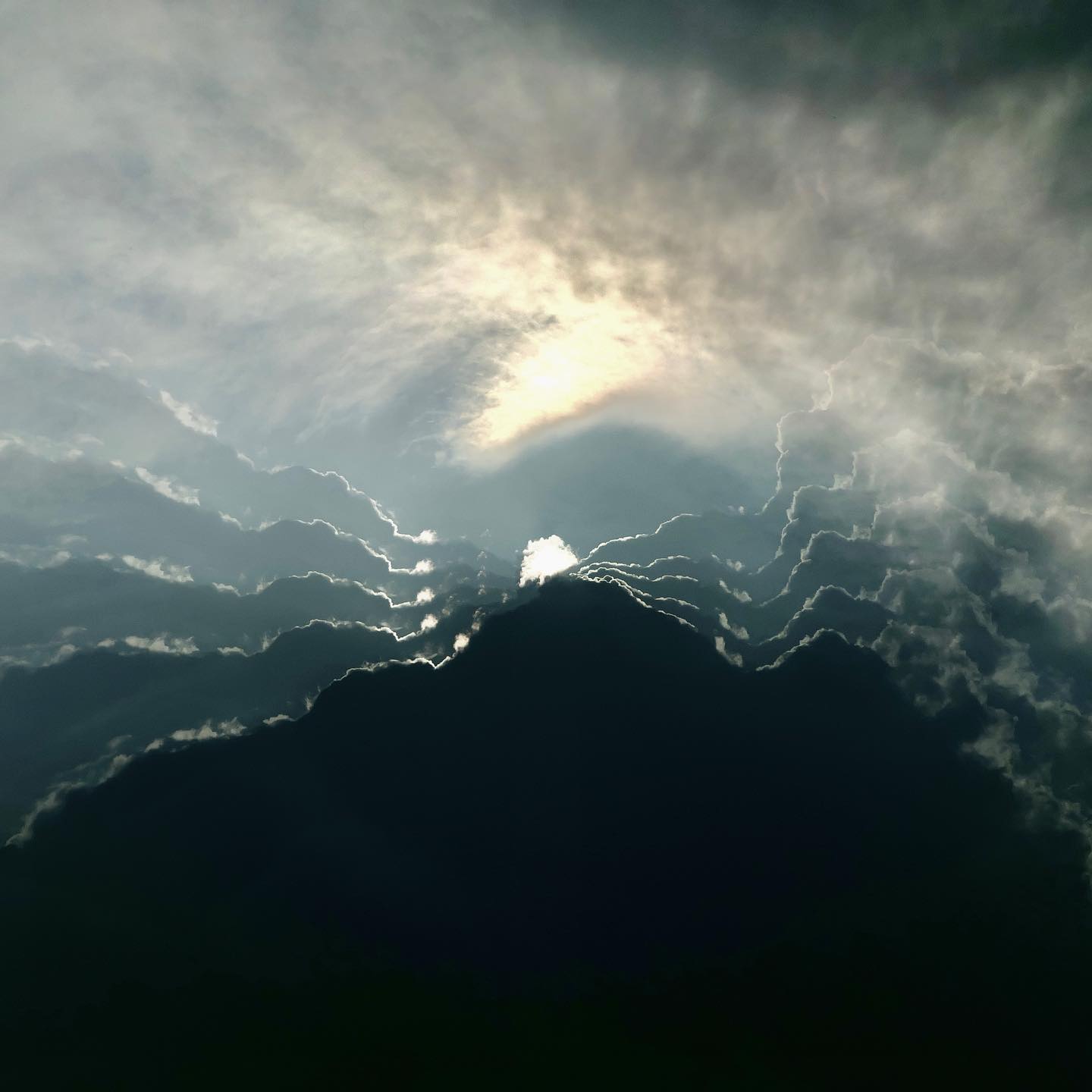 … sky phenomenon III … #multiexposure #mehrfachbelichtung #experimentellefotografie #sky #sunlover #mystery #visualart #incamera #nophotoshop #fineartphotography #abstractart #inmotion #experimentalphotography #motion #fineart #ilovehannover #artography #camerapainting #sun #light #shadows #beauty #sunlight #celebrationoflight #ontheroad #tree #beautyofnature #driveby #drivebyshooting #cloudporn