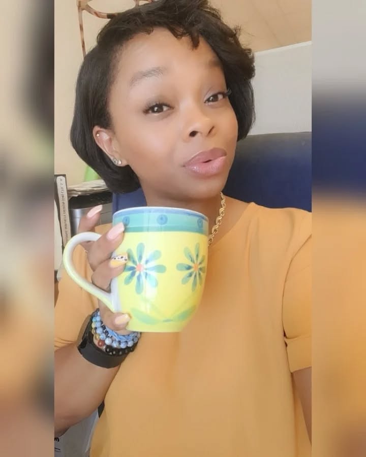 We Need More Love in this Life. More Affection. More Emotional Availability. More Compassion. More Grace. More Pause Before Reaction. More Being Seen and Understood. More Acceptance. And A Whole Lot Of God... That's What I Want In My Lifešš½
#GrowWithDaĆØ #JustDaĆØ #SunkissedAlways #SoftWomanEra #Thankful#Blessedš