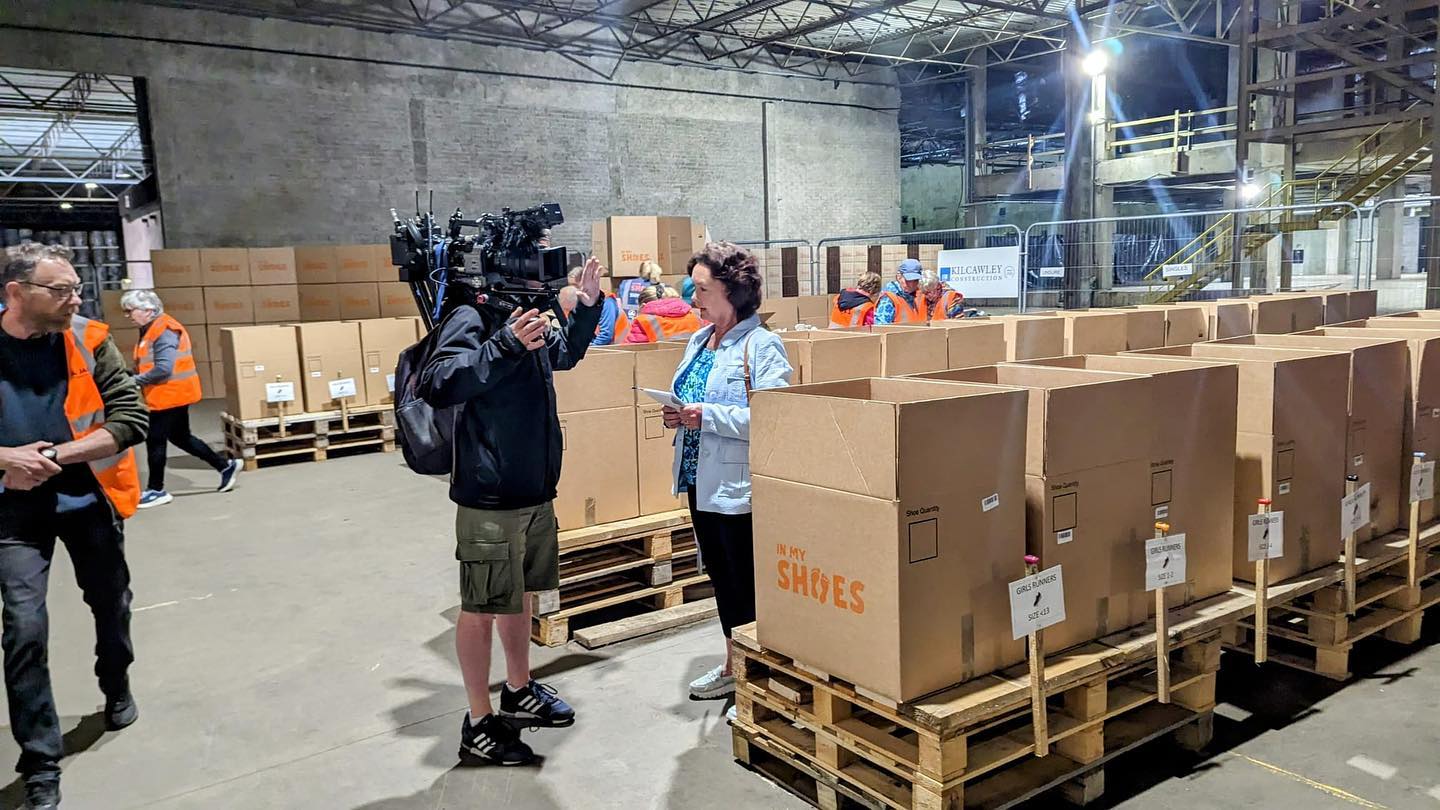 What a couple of weeks it has been, receiving and sorting the tens of thousands of pairs of shoes, donated by thousands of families in hundreds of schools, across every county in Ireland ❤️
We are not done yet, but as of now, in our sorting center in Hazelwood we have had:
👟 100+ volunteer shoe sorters
👟 Filled 500+ shipping boxes
👟 Sorted 20,000+ pairs of shoes.
Thanks so much to the team at RTÉ News for calling in to us on Tuesday, it was brilliant to see In My Shoes featuring on the main evening news ❤️
Thanks to our amazing partners as always; @ups for logistics, Smurfit Kappa for our shipping boxes, Sazerac Company for housing our sorting center and Wavecrest Communications for ongoing support.
https://www.rte.ie/news/connacht/2023/0523/1385266-south-africa-shoes/