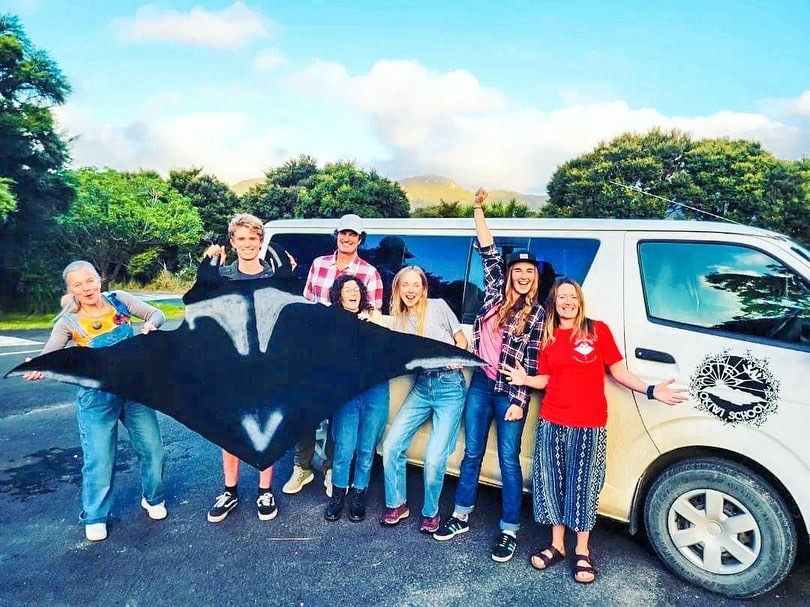 🎬 BREAKING: Film tour, officially underway!
Shout out to @mantawatchnewzealand , who have kicked off a National Tour of 'Manta Watch - Discovering Aotearoa's Gentle Giants' this week! Check out their awesome snaps of the Barrier Social Club screening in Typhena, Aotea.