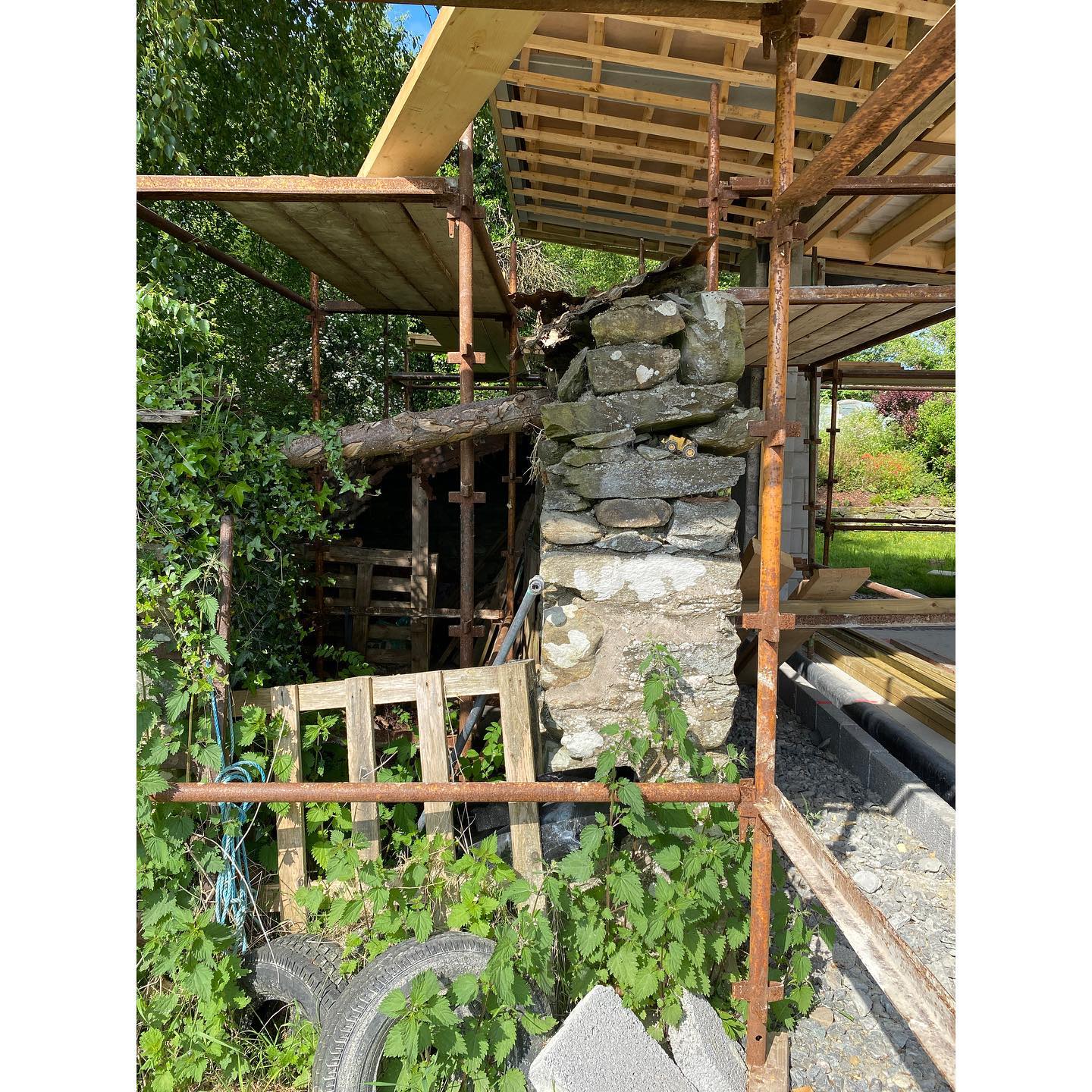 Some nice details from a site visit in Ballybofey today.
#donegal
#architecture
#extensions
#stonework