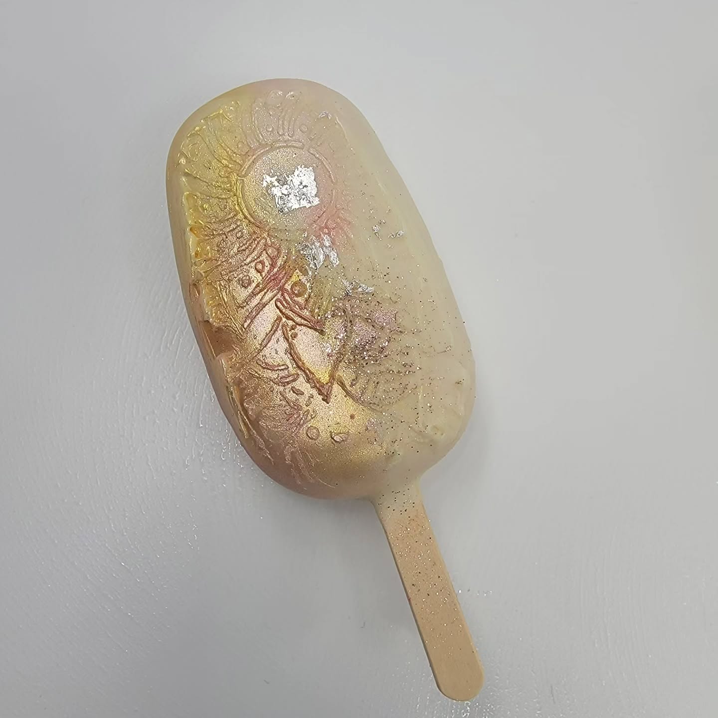 Wedding Season Has my ❤️
-🎨-
-😎-
-🎂-
#loungincake #loungin #cakesicles #wedding