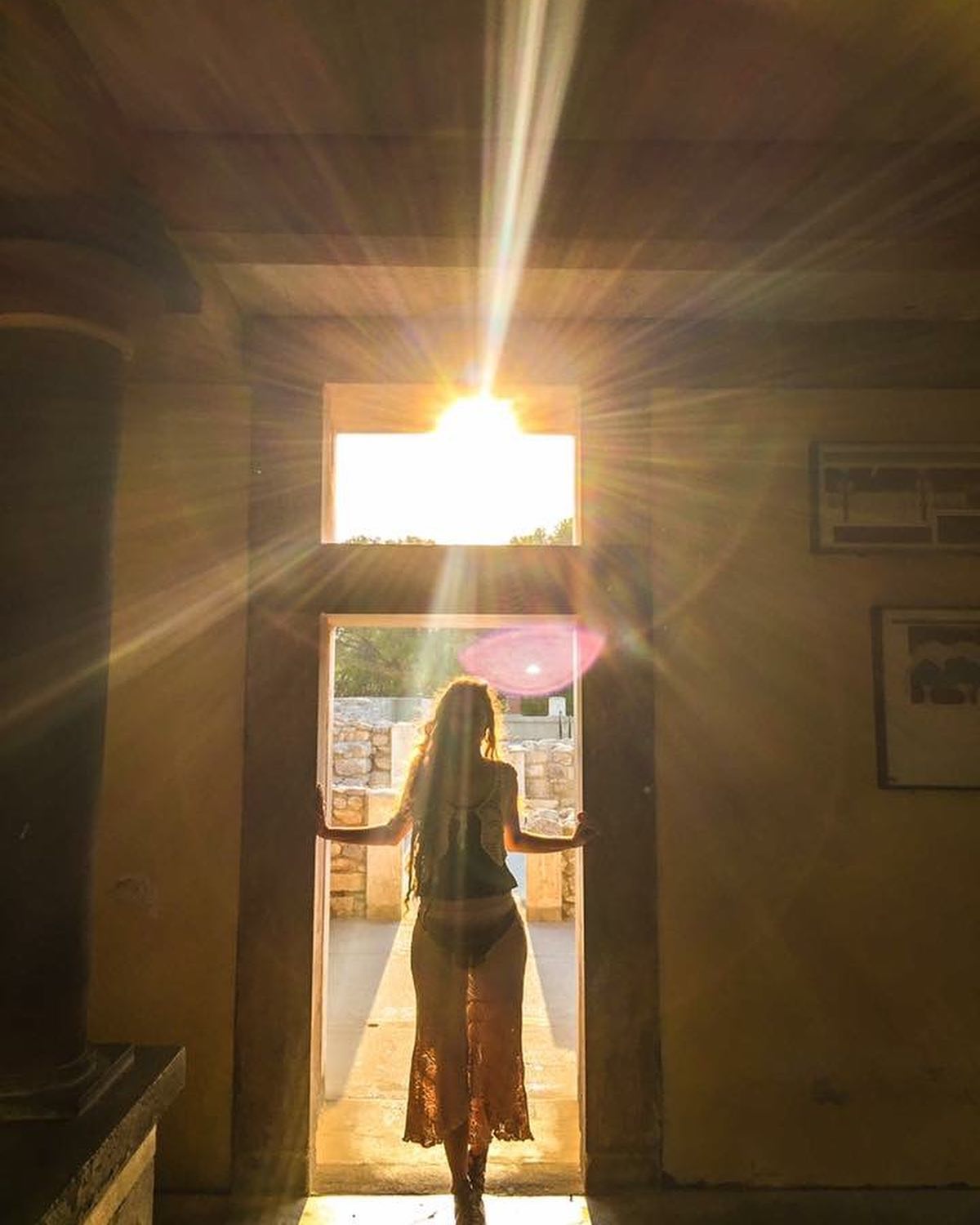 Hello! How are you? Me Starting to enjoy the gift of the summer, the Mediterranean, the fresh horchata, the sunsets resting on the sand…😊🌞These last few days some new people have arrived and I would like to introduce myself and explain how I got into the world of jewelry ✨
My name is Thalía. I am half Spanish and half Greek. My father was a jeweler before he met my mother, and he transmited to her the passion for jewelry, and she to me when she was in her workshop while I dedicated myself to painting her walls when I was 6 years old, I admired her a lot in her work.
From a very young age I was fascinated by ancestral cultures, I did not know Greece until I was 20 years old, for me my family and the country where I came from were literally a myth, and this aroused a deep curiosity in me when I was older. I was fascinated by jewelry and objects from other eras, Greek, Egyptian, Roman, Etruscan, Bronze Age...their imperfections, the turquoise color that formed due to the passage of time, all the symbols and the story they carried...I was very attracted to archeology, the objects that were under layers of earth after more than 3000 years.
All this made me decide to continue with this ancient job, in which the hands and imagination are the most important, creativity is a wonderful ancestral gift, and I feel the illusion of continuing the legacy that my family and my culture transmitted to me.
My jewelry collects all this sacred and ancient inspiration, using techniques and materials from that time that together with modernity help me design and create the pieces.
I hope you like them and thanks for being here 🪷
Photos: of 2016 at knossos palace in Crete, and the last one from 2019 shooting
•:•:• •:•:• •:•:• •:•:• •:•:• •:•:• •:•:• •:•:• •:•:• •:•:• •:•:•
#ancientjewelry#ancientegypt#ancient#ancienthistory #ancientgreek#jewelry#earringslover #earringstyle #earrings #goddess#goddessenergy #womenempowerment #womenfashion #womeninbusiness #brassjewelry #ethicallymade #ethicalfashion #ethicalbrand #handmade#handmadejewelry #handmadewithlove #handmadecrafts #artesania#joyeriaartesanal #joyeria #joyasartesanales