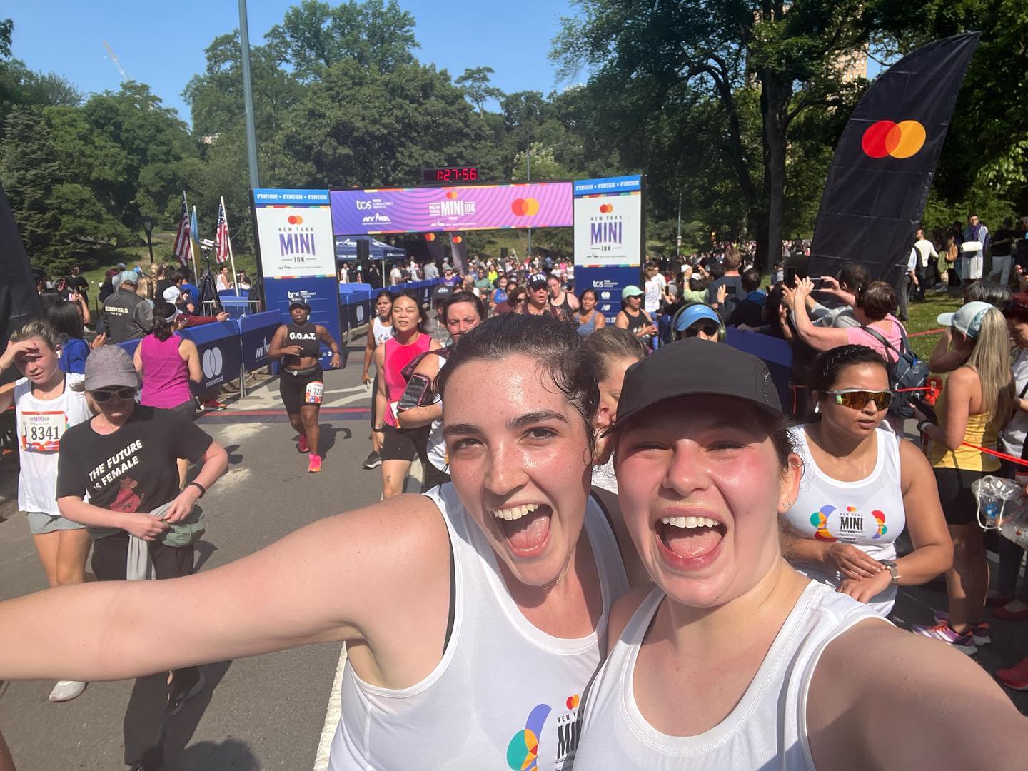 First race ever in the books, with the best running partner! 🎉💕