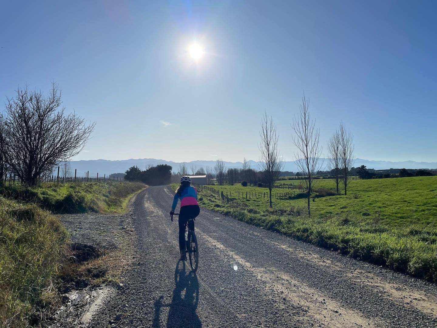 ❄️ Some super fine winter days for big base kms. Do you need a base phase in your season, oh yes you do! #wallacetraining #zone2 #gettingitdone #cyclecoaching