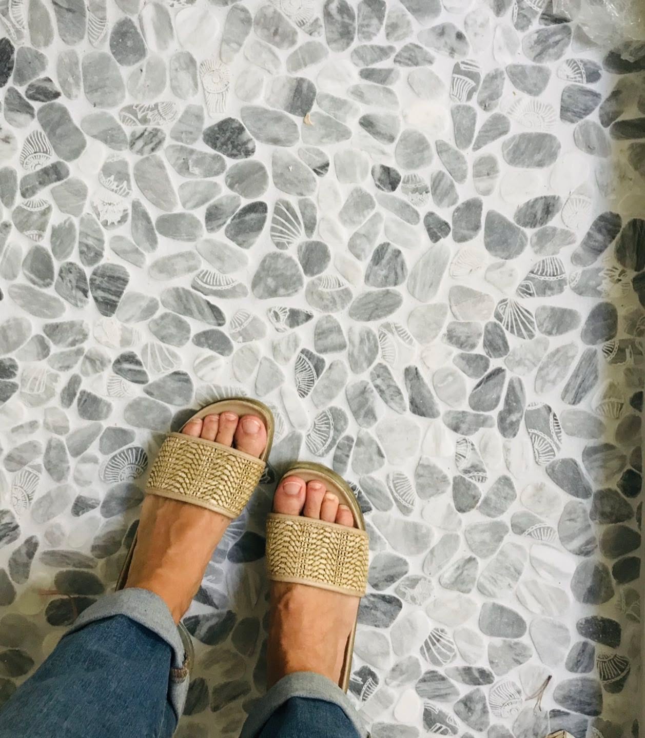 crisp and clean coastal blue shower floor #marthasvineyard #interiordesign #residentialdesign