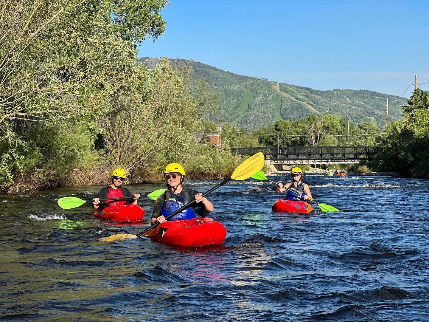 Steamboat locals Dave, Emma, and Kealy out enjoying the #yampariver in our 5pm kayak lesson.
Call to book (970)879-8794
.
.
@steamboatresort
@steamboatpilot
@steamboatcolorado