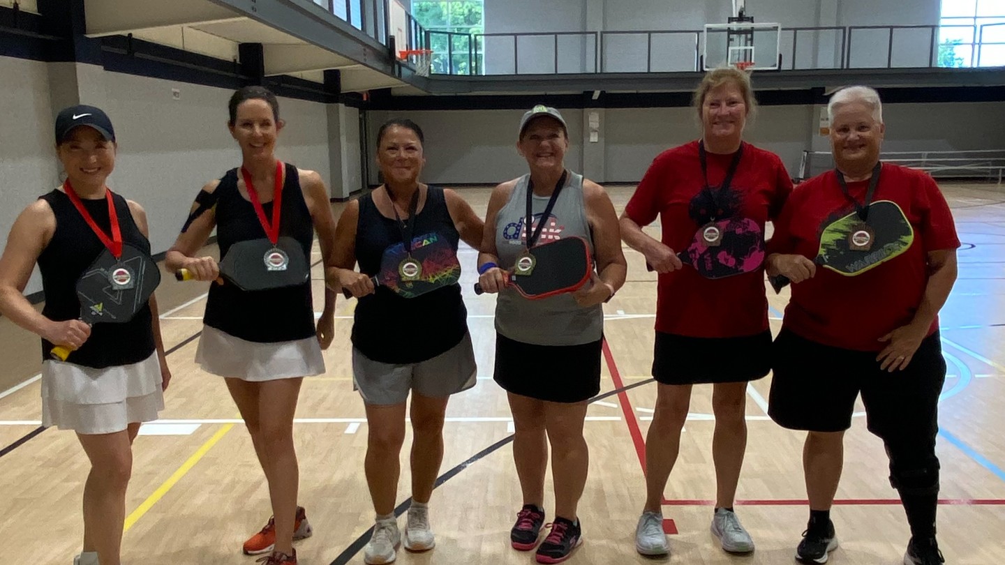 Clemmer Classic Women's Tournament 6/26/23 - Congratulations to our 3.0-3.5 medalists! .
Gold - Lupe and Lenette
Silver - Amanda and Jenni
Bronze - Jeannine and Patti
#pickleball #pickleballislife #pickleballrocks