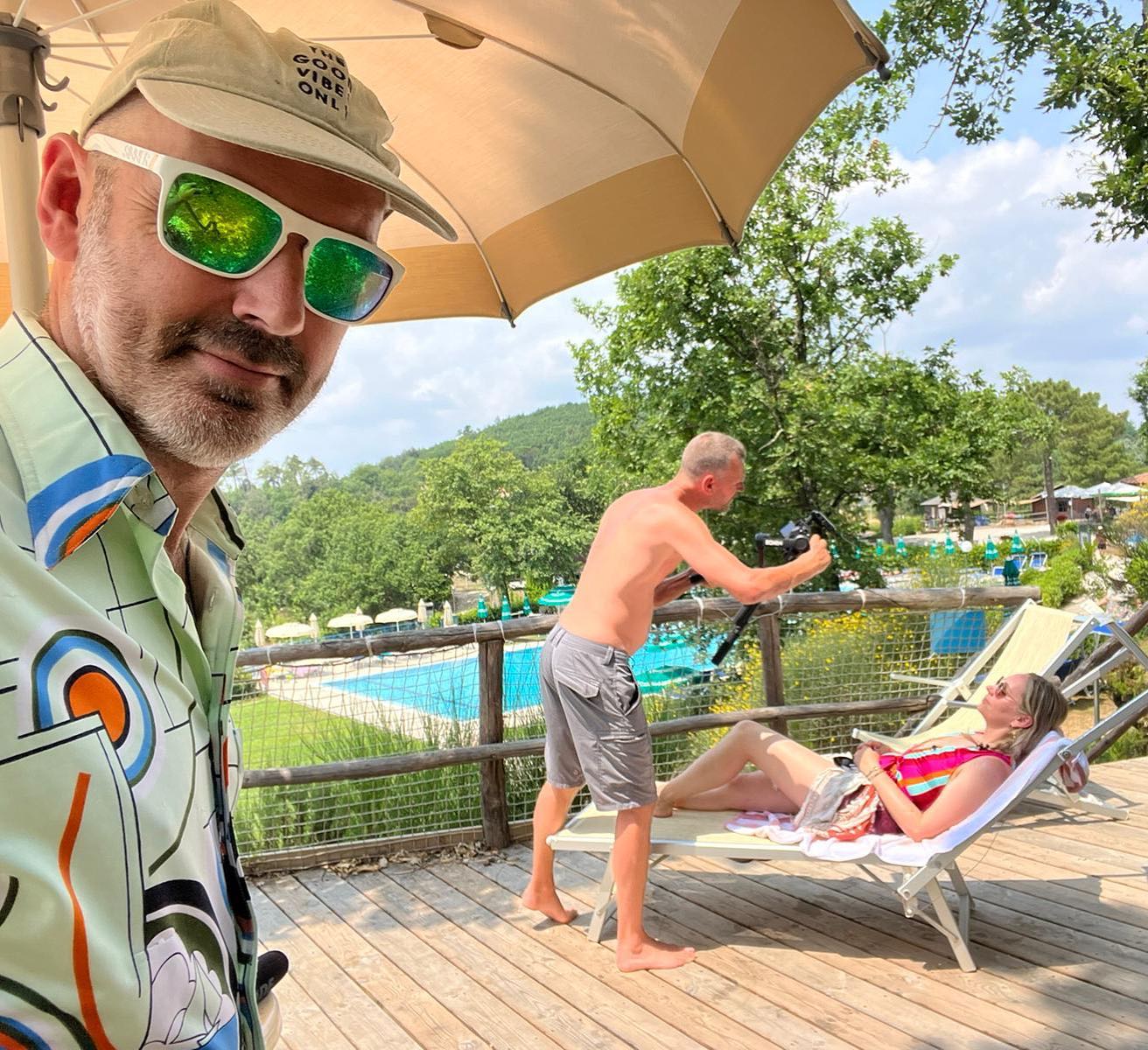 CAMPINGtijd crew hard aan het werk in Italië #campingtijd #rtl4 #toscane