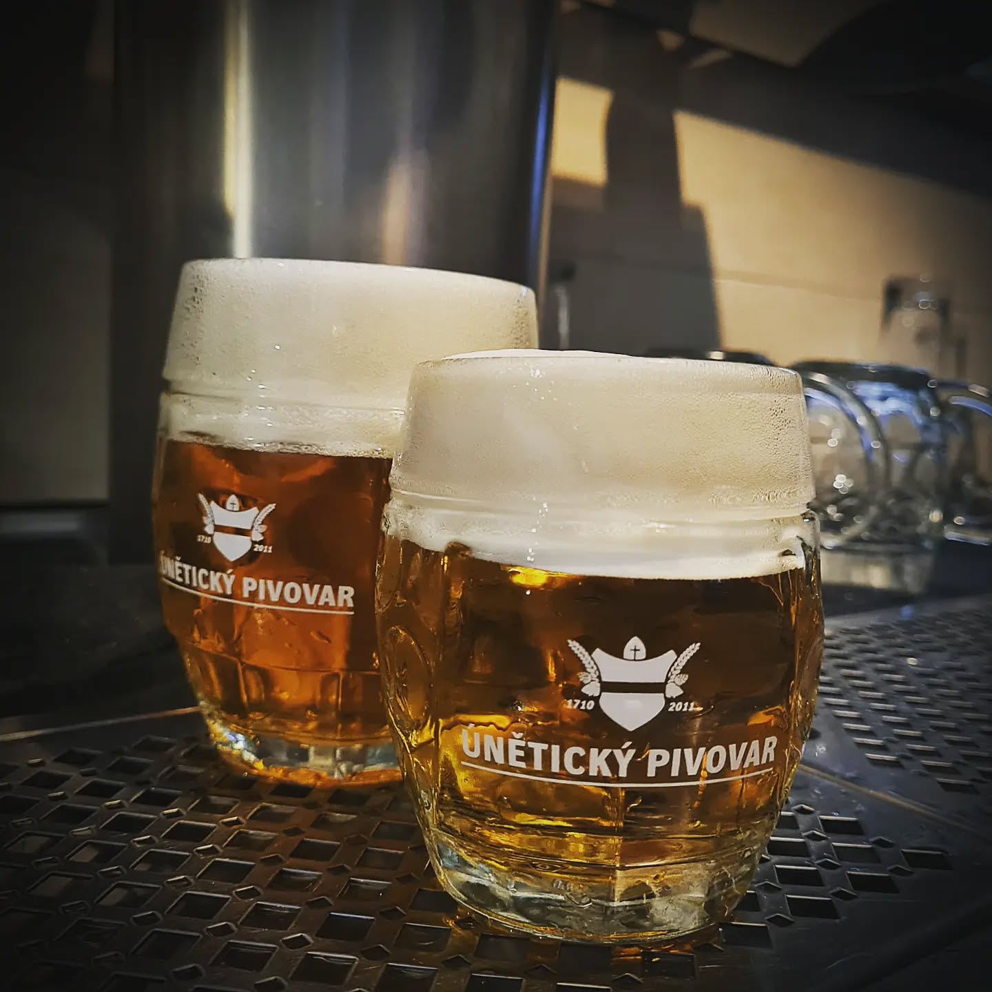 Jooo s novou pípou a novým pivem se to čepuje...
@uneticky_pivovar