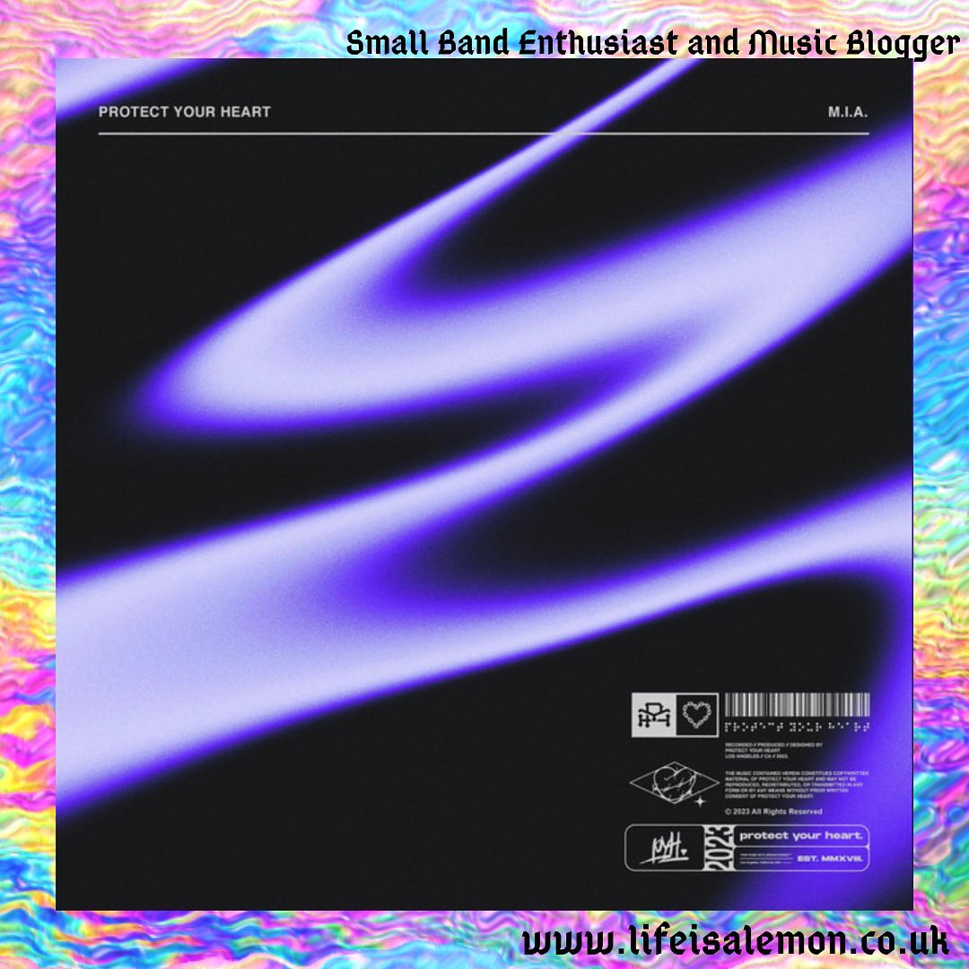 Hey! I’m back! Today I’m talking about @pyh_band and their latest single M.I.A. if you’d like to know what I thought of the track, you can find the link in my bio!
#discoverunder5k #discoverunder10k #blogger #blogginglife #femaleblogger #bloggerclan #Nottingham #ukblogger #bloggerstribe #bloggercommunity #grlpwr #poppunk #altrock #alternative #musicblogger #musicblog #newpost #linkinbio