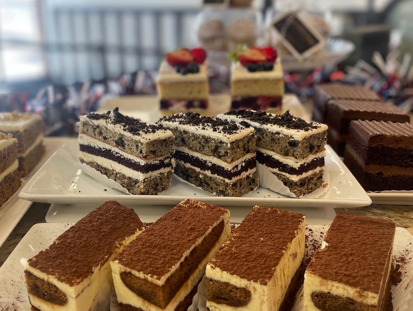 Introducing our new addition this holiday week! For all sweet tooth lovers, a homage to my baby sister and her husband. Their favorite Brioche cakes joined together on their wedding day and now available in store! The A&P Cookies & Cream experience. A moist Cookies & Cream vanilla cake with a dutch chocolate cake layer, accompanied with a sweet American Madagascar bourbon vanilla bean buttercream. 😋 We are open till 6pm today and will be closed tomorrow, Tuesday July 4th. Reopen Wednesday with normal operation. 2♾&BYD❤️😌🙏🏻