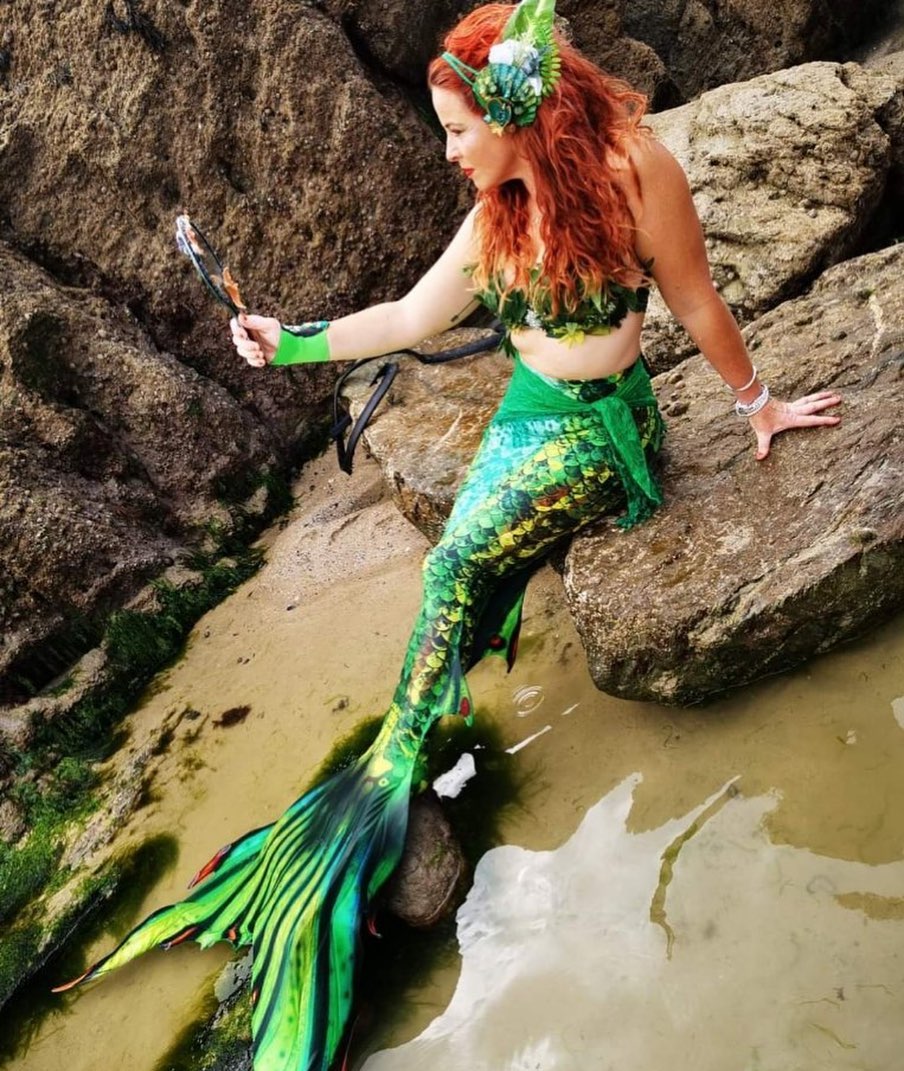 This #MermaidMonday we’re shouting out the beautiful Mermaid Tinks 🧜♀️ based in the South West, Mermaids is just one of our many experienced mermaids, ready and waiting to ensure your mermaid party goes off with a splash! 💦
Want to book Mermaid Tinks or one of our many other wonderful mermaids for your party?
Email 📧 parties@hireamermaiduk.com or call 📞 01277 717985 today!
#hireamermaid #professionalmermaid #mermaidsarereal #mermaidsofinstagram #mermaidentertainment #mermaidperformer #mermaid #mermaidmagic #mermaidpoolparty #drymermaidparty #aquariummermaids #childrensentertainer #landparties #poolparty #longisland #hireamermaiduk #characterperformer #mermaidtinks #bestmermaidsintheuk #poolpartyideas #purplemermaid #thelittlemermaid #mermaidtail #mermaids #mermaidlife #realmermaid