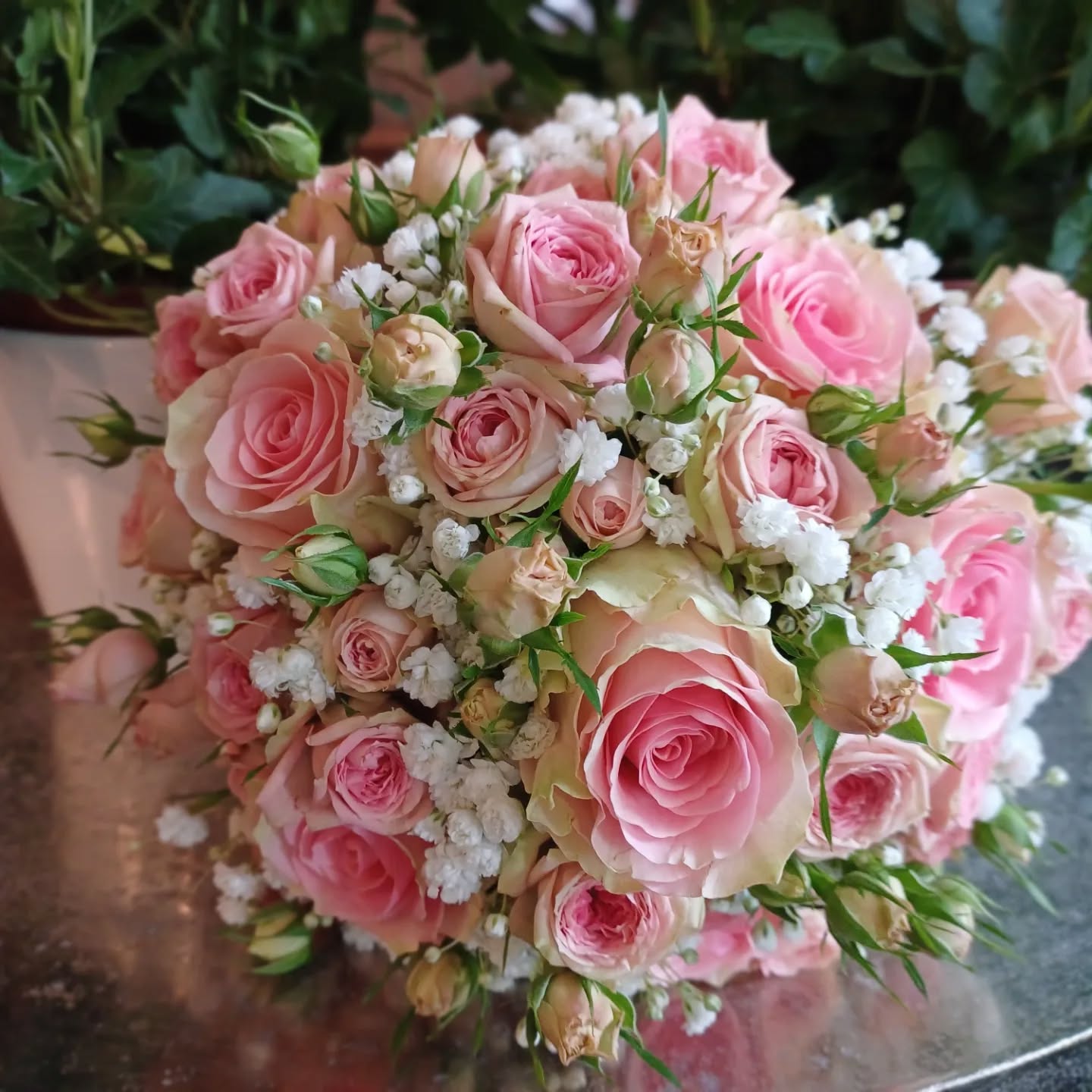 Dem Brautpaar alles Liebe 💓
#cityblumehdh #hochzeit#liebe#brautstrauss #anstecker bräutigam #trau dich #rosen#rosa#vintagetraum