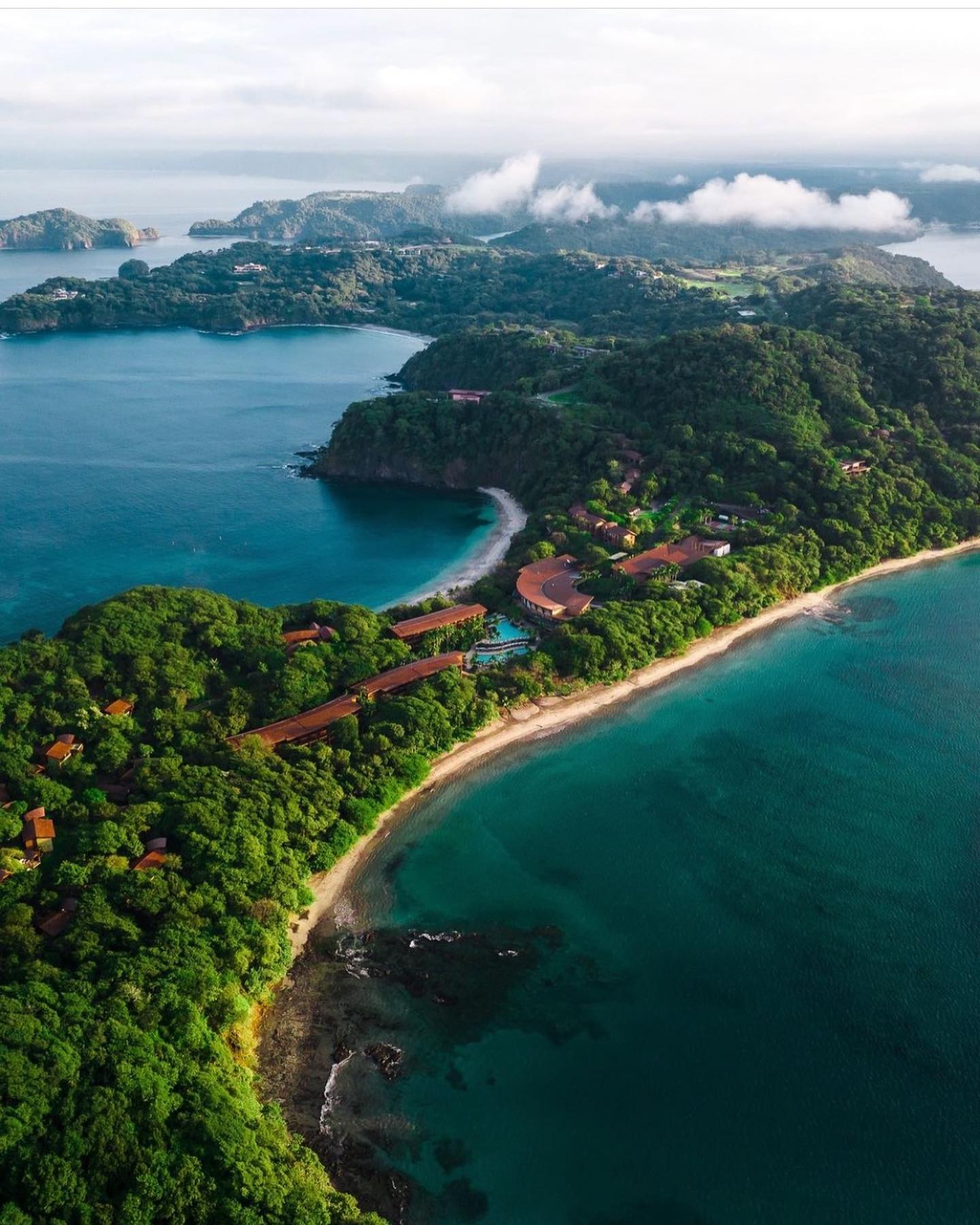 couple enjoying a romantic getaway to Costa Rica. Time split between @fscostarica, four seasons resort peninsula papagayo - costa rica and @nayarasprings by Arenal Volcano in the rainforest. Howling monkeys, natural hot springs, zipline and spa #relaischateaux #virtuoso #romanticgetaway #travel #costarica #luxury #luxurytravel #travelagent