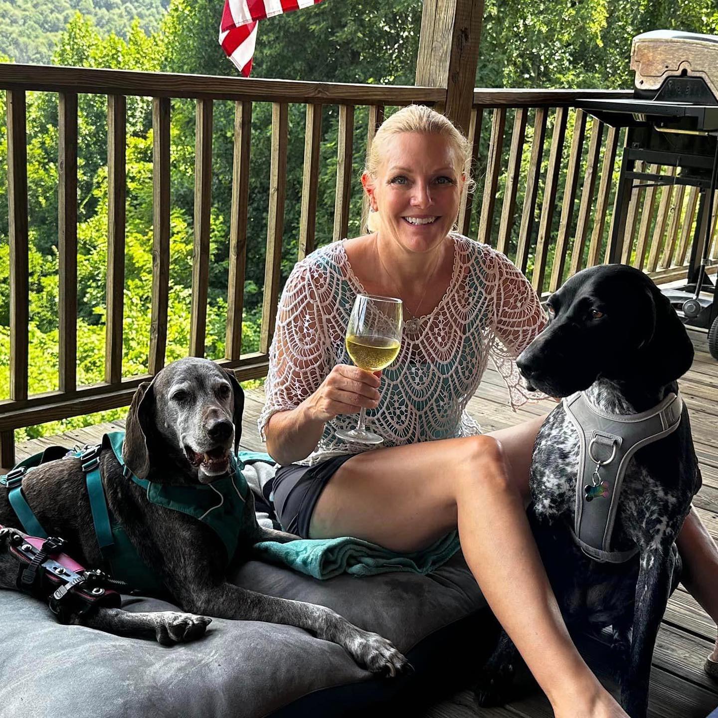 One way to beat the Florida heat! - Our recent guests from Bonita springs enjoying Boone's cool summer weather.
Welcome to Wildwind Retreat Cabins
This is a one-of-a-kind mountain retreat and private event space. Secluded but less than 5 minutes from all that Boone, NC has to offer, Wildwind is perfect for weddings, family reunions and corporate events. A sprawling cabin retreat, situated on several acres in the Blue Ridge Mountains. Your guests will experience being surrounded by friends and family and the magic of the mountains but in the comfort and privacy of one of their own log cabin. With indoor and outdoor locations for your intimate wedding, spend your wedding weekend with your loved ones. Wildwind Retreat is a destination like no other that you and your guests will talk about for years to come. #booneNC #828isgreat #exploreboone #booneguests #wheretostayboone #WWretreat #wildwind #boonedestination #boonevacation #airbnbboone #boonevacay