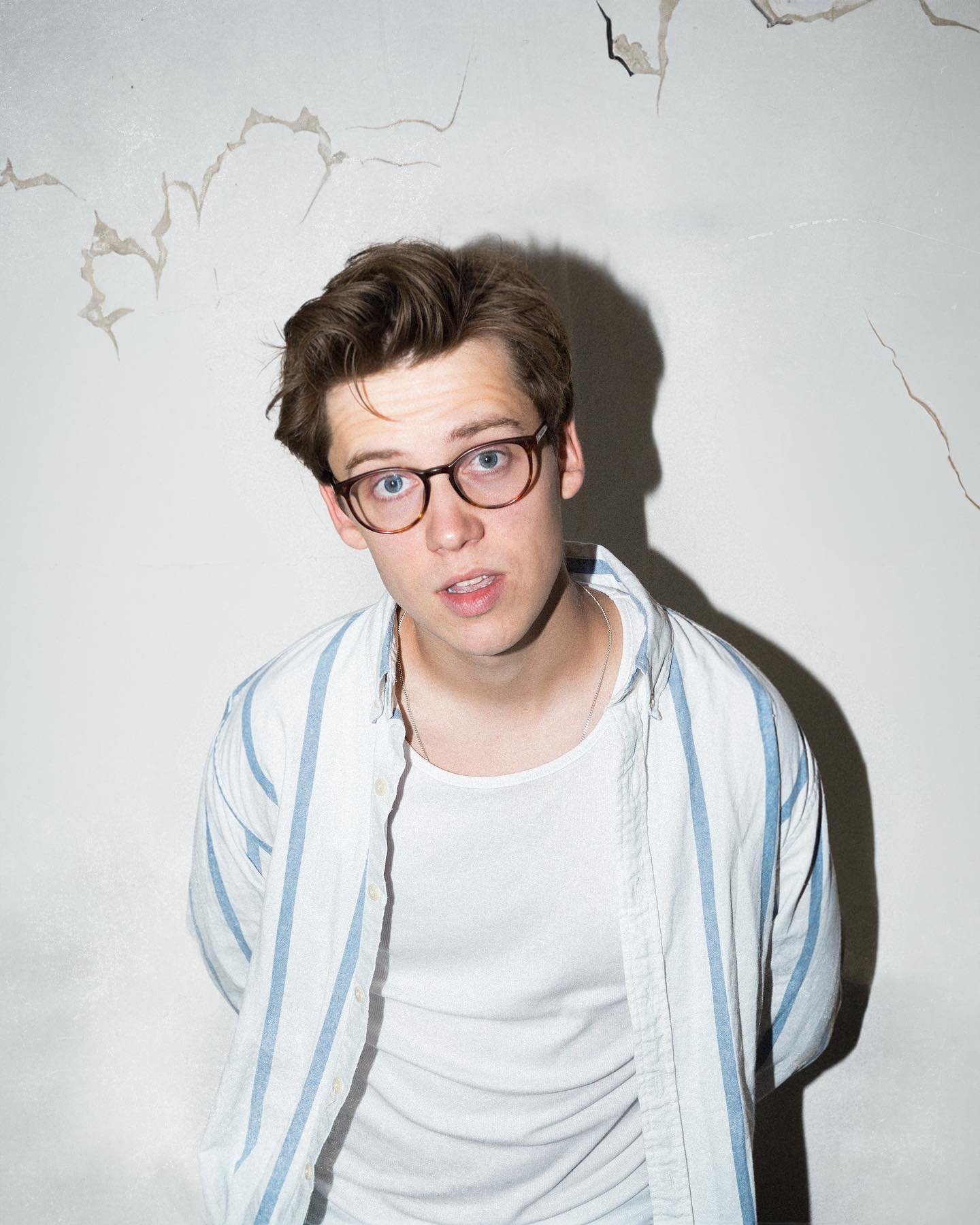 Das ist Die Idee von BRUNKE. Der neue Track, der neue Sound = der Sound-Track für Dich des Sommers. Ab heute am Start mit tollen Playlisten zum Ablegen in die eigene Collection. Live am 5.8. in Gera, am 10.8. in Chemnitz mit ADEL TAWIL und am 19.8. in Northeim mit JOHANNES OERDING…hingehen, es lohnt sich doppelt! #dieidee @brunkemusik @adeltawil @johannesoerding
🚀🚀