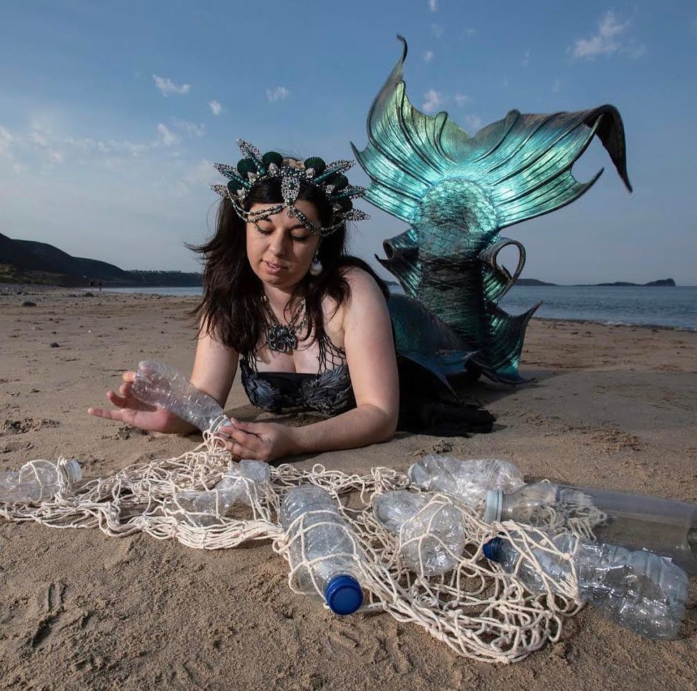 Fancy meeting a real life mermaid this weekend??
Our lovely @mermaidjoanne will be making a special appearance at @museumwales this Sunday between 12-4pm as part of their Pirates Weekend 🏴☠️
You can meet, chat and have a photo! Perhaps even learn some mermaid conservation secrets along the way?
#mermaid #meetamermaid #professionalmermaid #hireamermaiduk #mermaidforhire #welshmermaid #thingstodoinwales #swansea #childrensevent #reallifemermaid #familydaysout