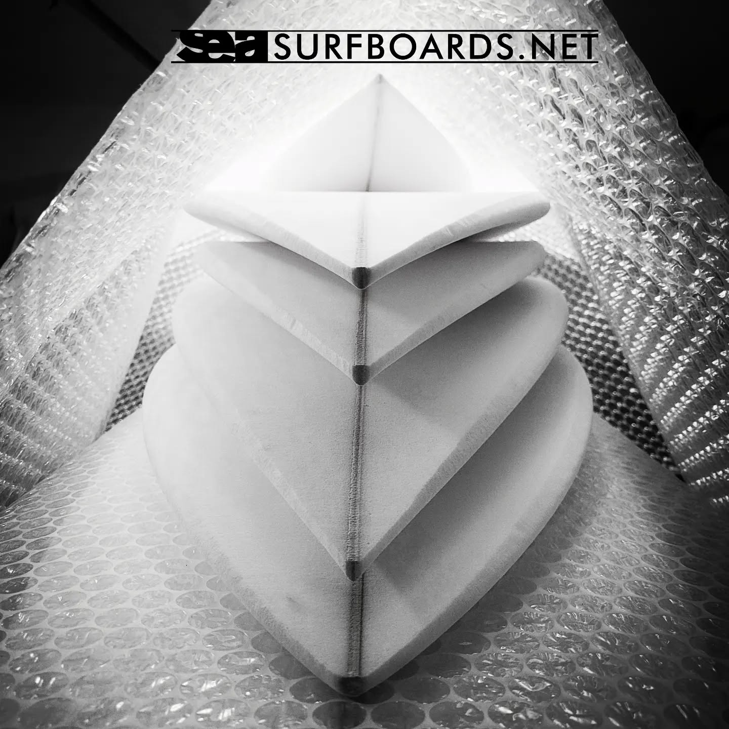 Shaping day in www.seasurfboards.net
.
.
.
.
.
.
.
.
#carbonkevlar #carbonfiber #shapers #surfboards #surfboard #surfing #australia #noosa #noosaheads #surf #surfboardshaper #shape #shaping #kangarooislandaustralia #adelaide #discoverqueensland #discoveryaus #discovery_noosa #portelliot #xtremesports #middleton #design #melbourne #coolumbeach #sea #waves #sun #sunshinebeach #goldcoast
#surfgoldcoast