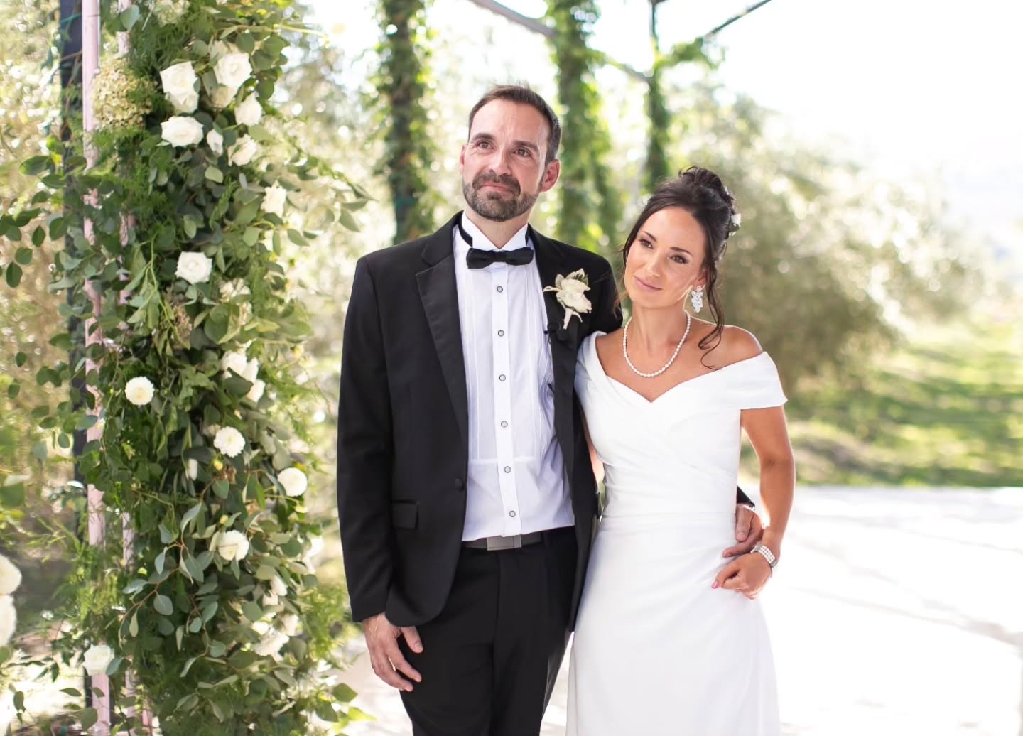 Our Olive Grove // Where love intertwines with the elegance of olive branches 🌿
The perfect ceremony spot to say your I Do's in nature's sanctuary |
Venue: @olijvenkraal
Ph: @jessiedebruinphotography
Floral design: @thegrandbotanist