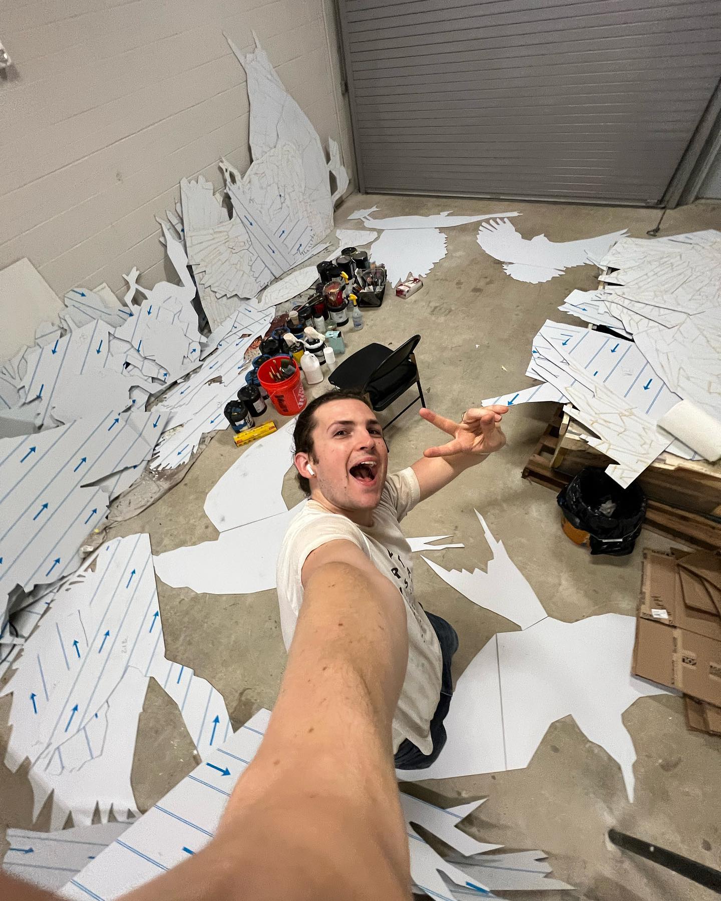 Let’s gooooooo 😃😃 🚨!major mural alert!🚨 it’s already been a ton of work to get to this point, but here is a pic of me ramping up for an absolute mountain 🏔️ of painting! This 236 foot long Boston mural will feature over 30 birds of the Neponset Watershed. I’m not the best about sharing progress on IG, but some friends have encouraged me to post more often…so here’s me doing that! I’m using a loading dock at my Brentwood, MD studio to prepare these giant birbs 🦅🐣🕊️for prime time! Comments are welcome 🥹 makes me feel like I’m not screaming into the void 😅🌌.
.
.
.
#bostonart #publicart #inprogressart #mural #murals #publiartist #wipart #wipmural #bosart #newenglandart #fineart #birdart #birdmural #dmvartist #neponsetriver