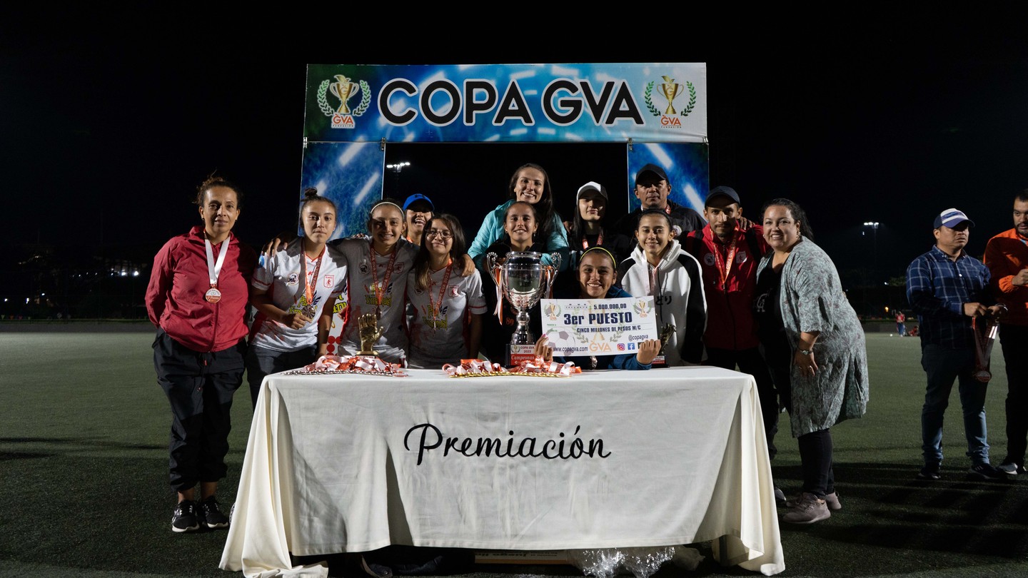 @club_acciones gracias por participar en esta III edicion de la Copa GVA ❤️
Por primera vez el club Acciones America hace parte de este torneo y por su buen trabajo , desempeño y talento demostrado se lleva el 3er puesto ganandole a Fusball Besser por un marcador de 2-0 .
Con goles de:
Karen Tristancho ⚽
Samantha Moreno ⚽
@sport1ens
@panemanuelbogota @deportescompensar @balonesgolary @vivetvcolombia @gatoradecolombia
#juntoshacemosunmundomejor #futbolfemenino #futbol #femenino