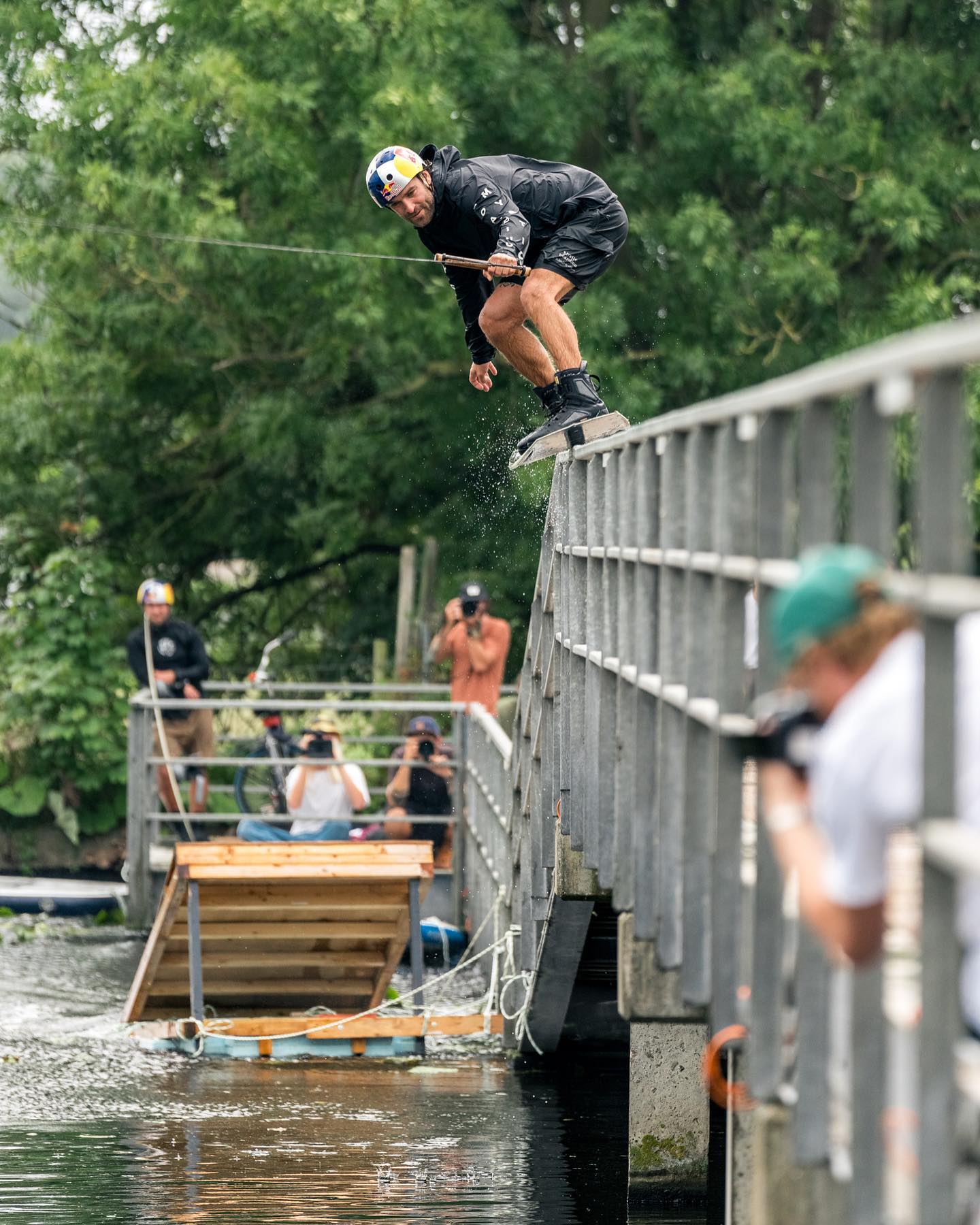 @domhernler at @wakeboardstreetjam 🫠
📷 @scowl_broccoli
#pulledbysculpture