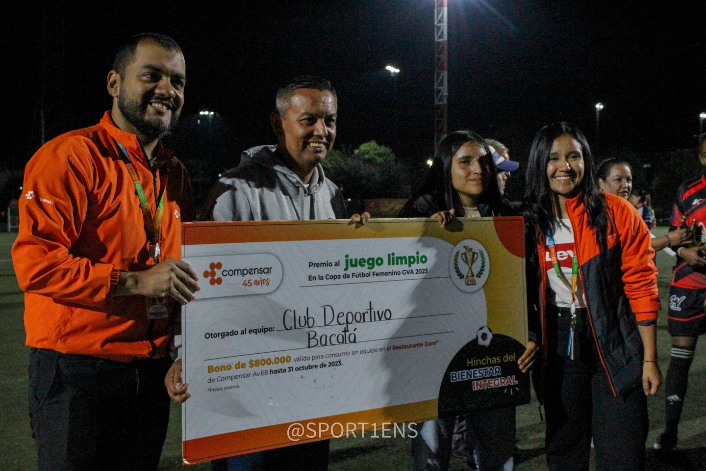 @clubdeportivobacatadc se lleva el juego limpio !!! y es uno de los grandes equipos de Bogota , gracias por confiar y participra nuevamente en la Copa GVA❤️.
Club Deportivo Bacata hace su segunda participacion en este torneo , en la segunda edicion se llevo el primer lugar coronandose Campeonas... En esta tercera edicion lastimosamente no clasificaron a 4tos .
De igual manera resaltaron con su buen futbol, desempeño y proceso 🎉👏
@sport1ens
@panemanuelbogota @deportescompensar @balonesgolary @vivetvcolombia @gatoradecolombia
#juntoshacemosunmundomejor #futbolfemenino #futbol #femenino