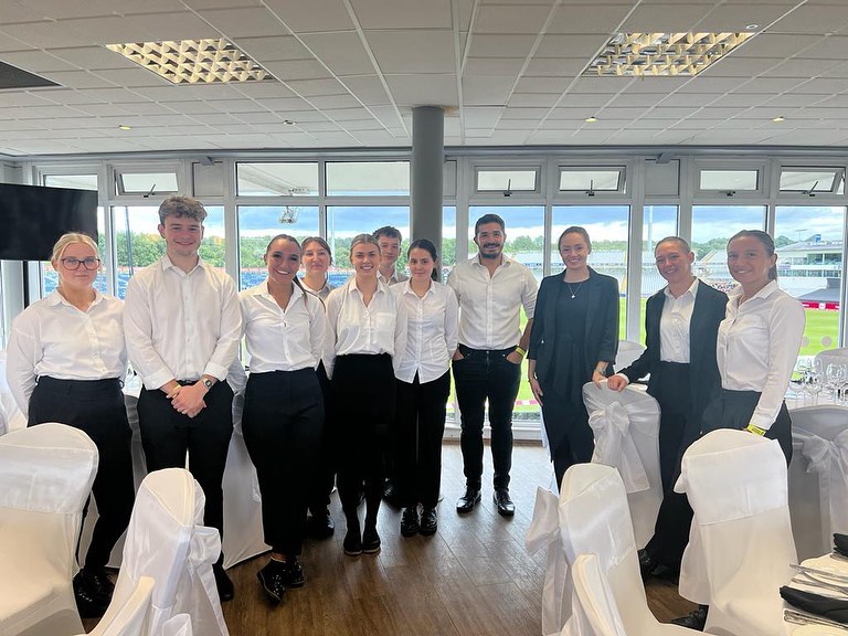 Over 100 of our fantastic Newcastle team have been enjoying a rare sunny day in the North East at the England v New Zealand T20! 🏏
#hospitalityjobs #newcastle #durham #durhamriverside #cricket #t20