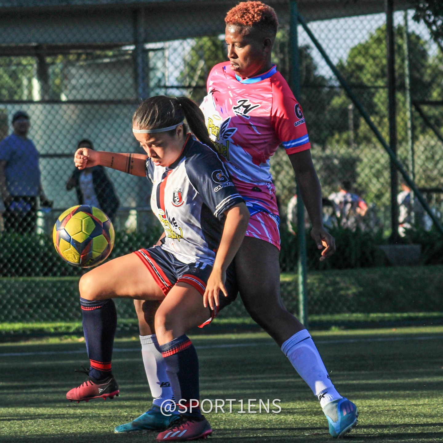 @clubdeportivosua @athletickatyfc.colombia 🔥🔥
@sport1ens
@panemanuelbogota @deportescompensar @balonesgolary @vivetvcolombia @gatoradecolombia
#juntoshacemosunmundomejor #futbolfemenino #futbol #femenino