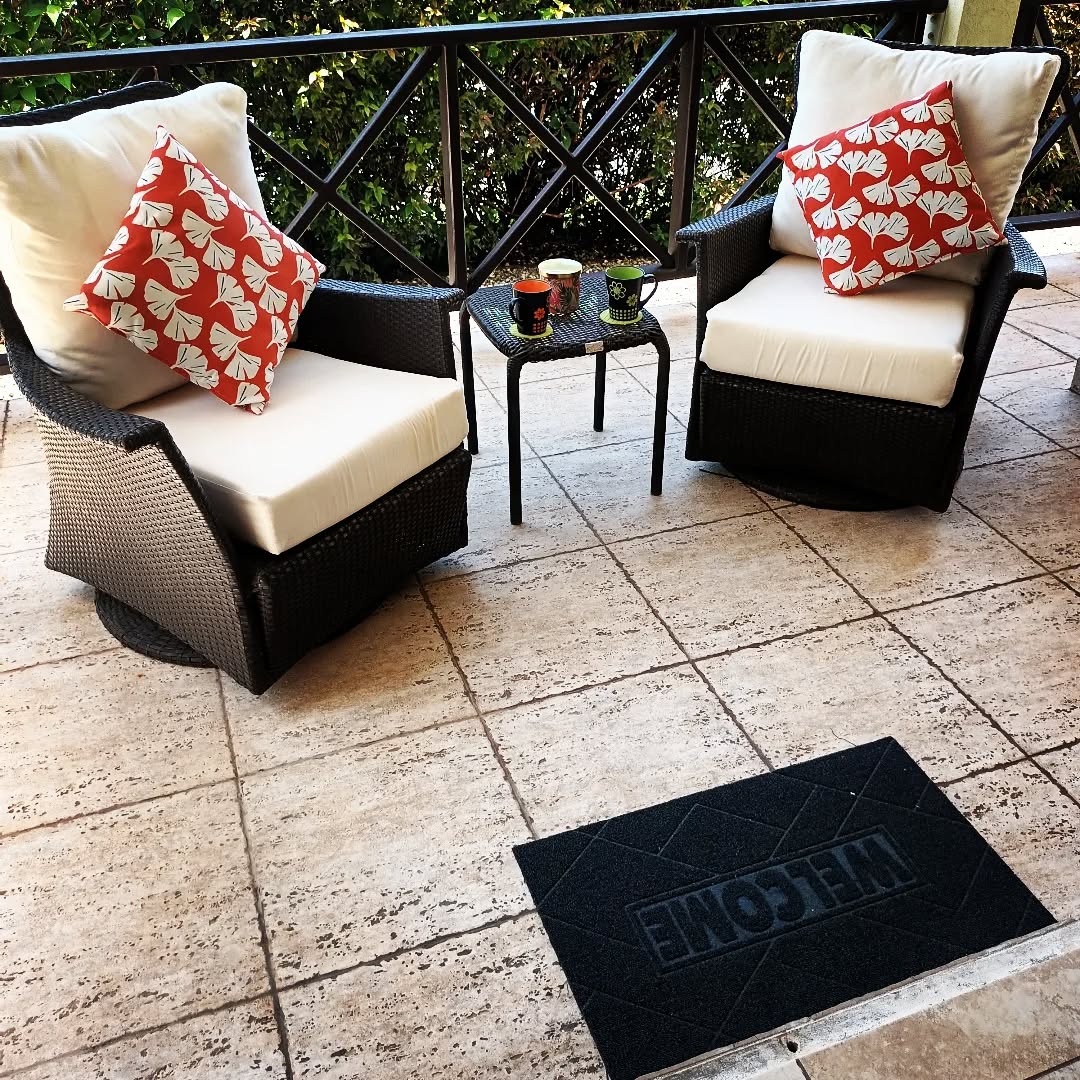 Our comfy chairs have had their cushions plumped up and refreshed.Thanks to the team @foamhousebarbados for your help.
All ready and waiting for you now!
#supportlocal #barbados #carizmavilla #barbadosholidayrental #comfychairs