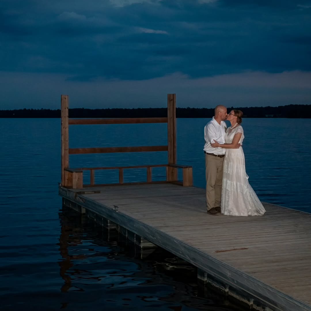 Blue hours session. It's always nice to take a little break for some pictures.
#tashndave2022 #gatineauottawa #weddingphotos #ottawaphoto #ottawaphotographer #ottawawedding #weddingottawa #ottawastyle #weddingparty #sunset_vision #ottawalife #ottawa #sunsetsky #ottawaphotographer #sunset🌅 #portraitphotographer #ottawagatineau #instasunsets #weddingstyle #myottawa #gatineau #sunsets_captures