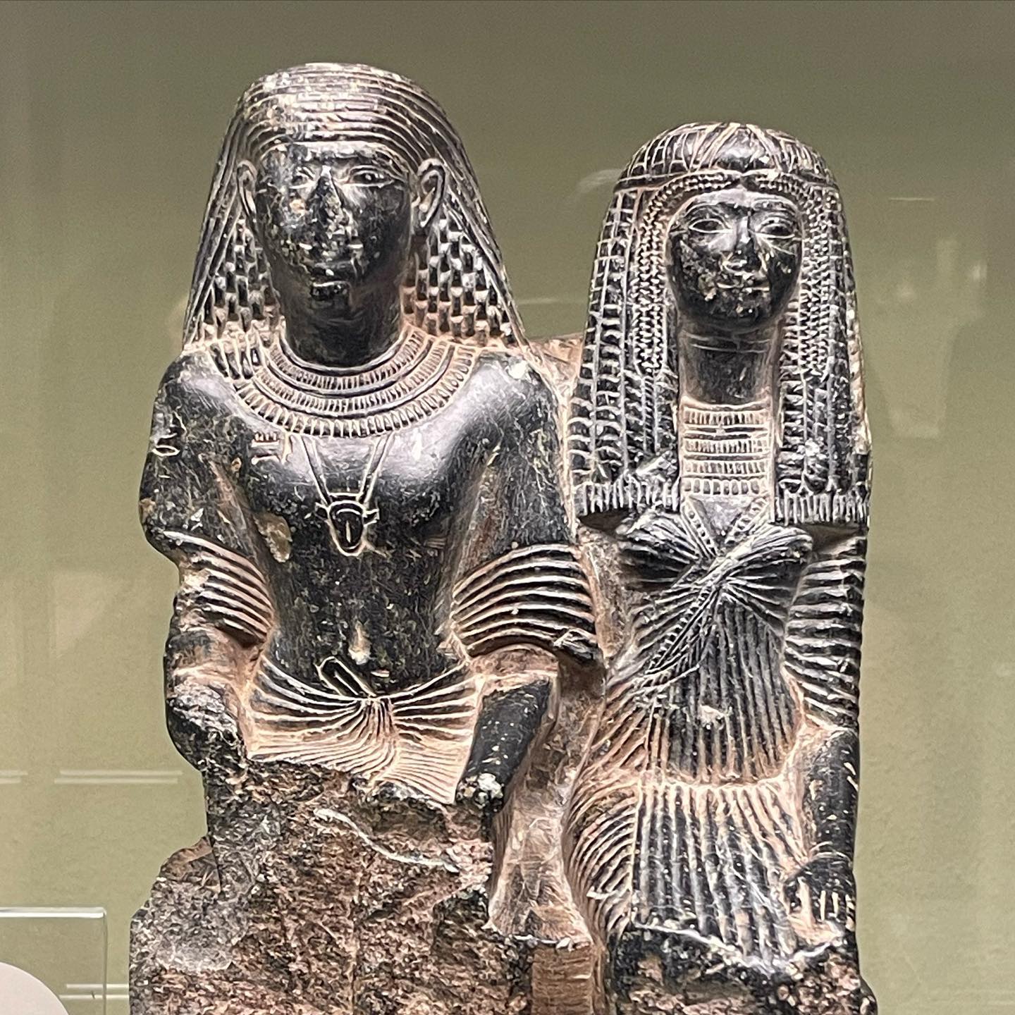 When in Basel... Compulsory visit to the ever gorgeous @antikenmuseumbasel and to some nice New Kingdom private statues...
@cregyptology