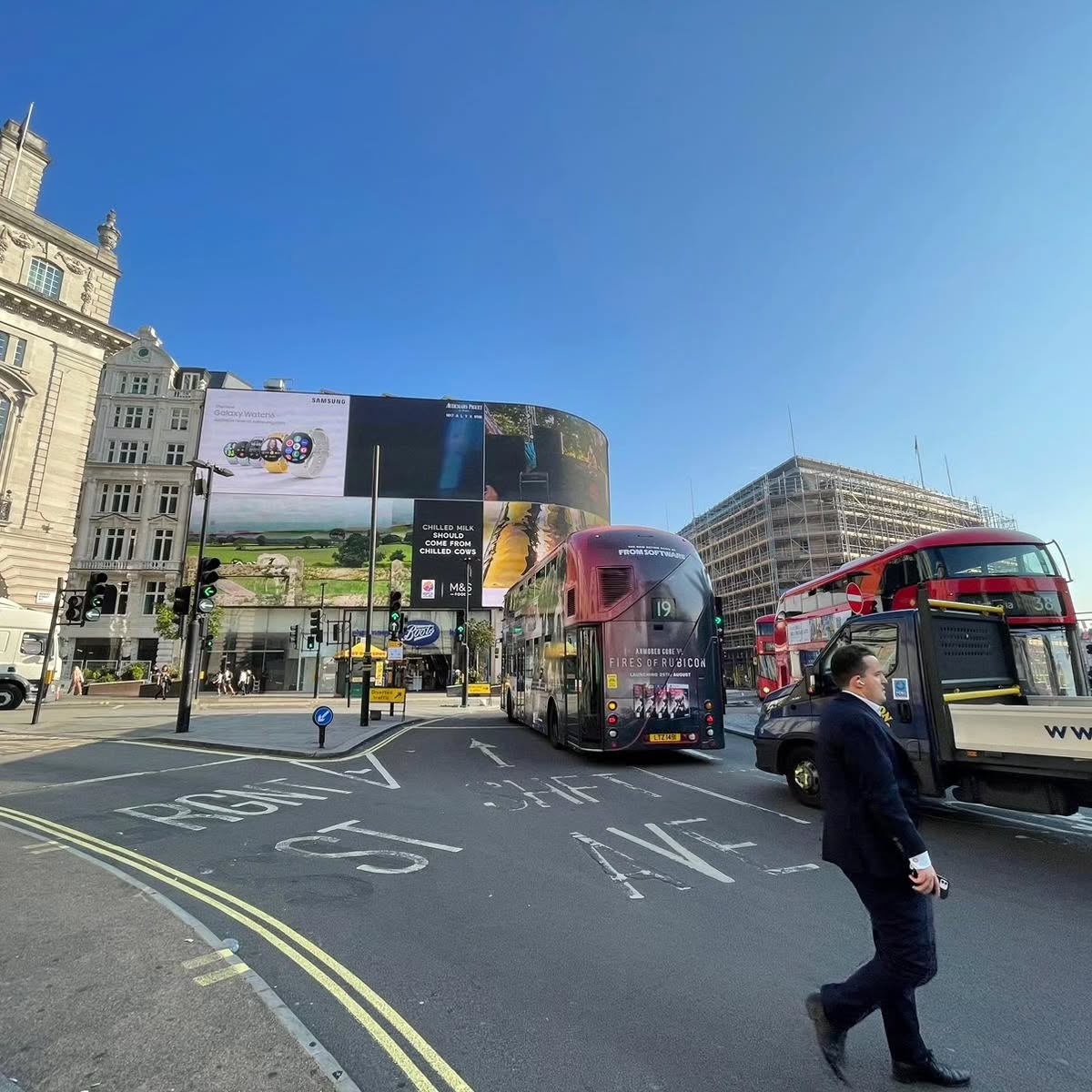 Today appointments in #centrallondon #propertyfinder #london