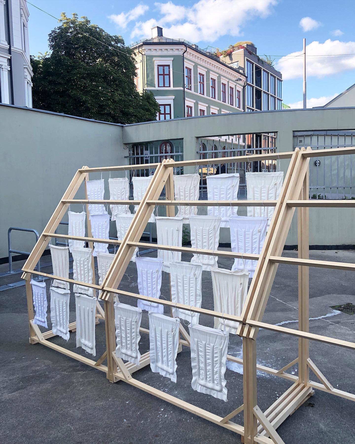 TiO2 Prøvefelt at @rom_for_kunst_og_arkitektur
Tonight! Marte Johnslien, students and assistant in TiO2:The Materiality of White project will present their work.
As part of Oslo Kulturnatt they will be present at ROM 6-8 pm. Please stop by for a drink and a chat!
Images:
1 @julia.k.persson
2 @julia.k.persson
3 Linda Flø @weareyouaretheyare
4 @weareyouaretheyare
5 @siljekjrholt