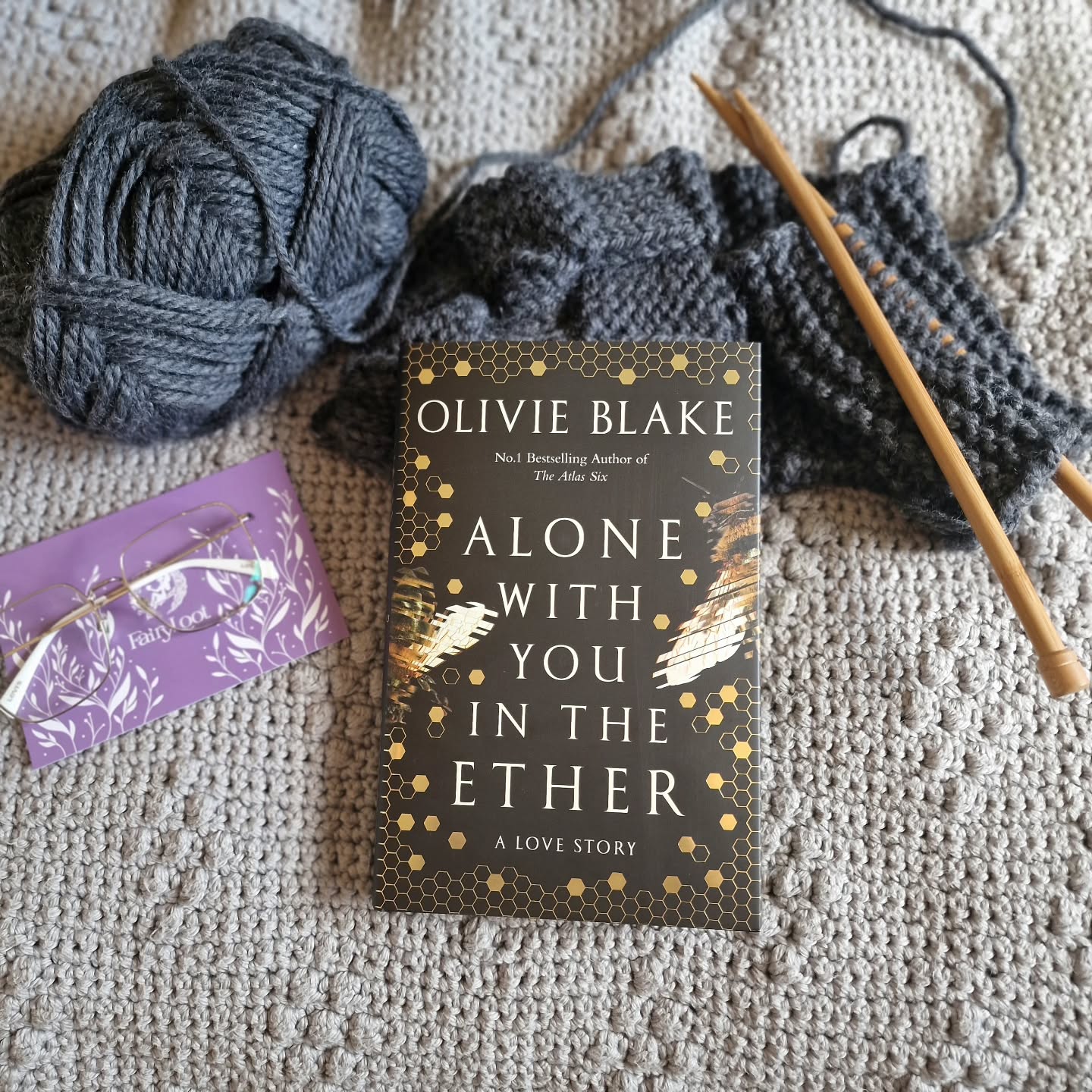 I'm very late in posting these photos - I took them back in April, but life has been a rollercoaster, and we're finally present in the moment enough to be active again.
This @fairyloot version of Alone With You In The Ether by @olivieblake is heartbreakingly gorgeous and genuinely makes me so happy to just look at it.
Did anyone else get this version of the book? And tell me you loved it, without telling me you loved it!
Love Eli x