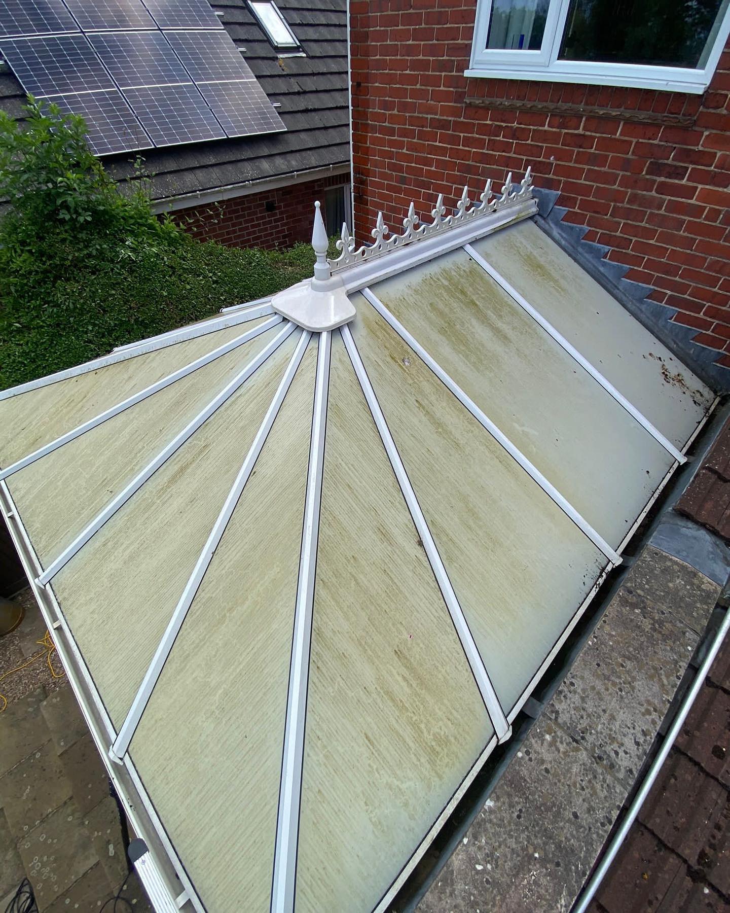 Clean conservatory roof✅
Get in touch for a free quote if you need yours cleaned🧼🧼
#window #windowcleanerproblems #windowcleaninglegends #windowcleanersofinstagram #windowcleaning #windowcleaner #windowcleaninglife #guttering #guttervacuum #lincoln #lincolnshirelife #lincolnshire #lincolnbusiness #lincolnbusinesses #externalcleaning #externalcleaningservices #outsidecleaning #gjcleaning #gjcleaningservices