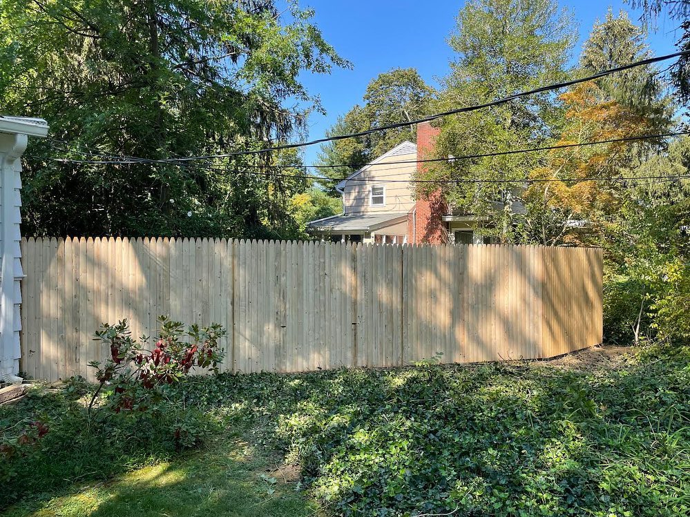 Has your fence seen better days? Overgrown vines and a carpet of leaves can turn even the sturdiest fence into a tangled mess. Our team has installed a new privacy fence made from spruce wood. It starts out as a charming light gray canvas, which deepens in character over time.
Reach out to Total Home Manager, and let's embark on your fence replacement journey.
#TotalHomeManager #FenceReplacement #OutdoorTransformation #HomeImprovement #CurbAppeal #FreshStart