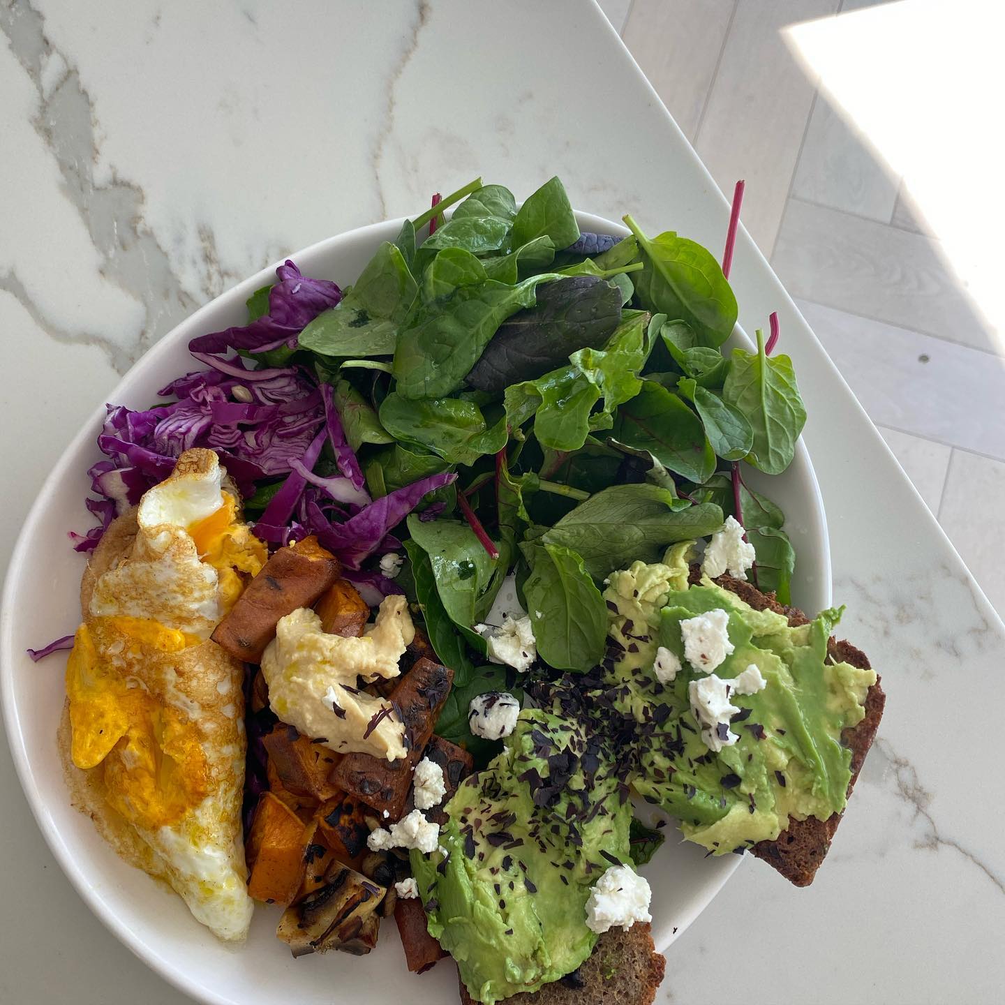 Making changes to your diet can be really challenging - I will never underestimate this with my clients.
Especially considering that the nature of the conditions I specialise in typically associate a high-stress lifestyle, whether that be professionally, personally or due to an inbuilt perspective of reality (IE an anxiety disorder). Bottom line is: if you need to make changes to your diet to get on top of your health, you generally already have a lot on your plate. And being unwell in itself it exhausting and debilitating (AKA a stress).
But the good news is, after for some what might feel like an uncomfortable transition - you will get to realise that making changes in your diet to support your health + reduce inflammation in your body makes you feel BLOODY GOOD so is therefore extremely motivating. And for most, turns out is actually way more easy than they realised, if you don’t over complicate things.
I personally rarely use a recipe, and when I do I tend to follow about 50% of the instructions.
The key is: think nutrients.
Have you got your macros? Have you got those micros??
My typical recommendation is for your main meals to be structured with approximately:
🤍50-60% vegetables
🤍20% good fats e.g. hemp seeds, avocado, extra-virgin olive oil, walnuts…
🤍30% good quality protein e.g. organic chicken legs, sirloin, mixed vegan proteins, wild caught salmon
Aim to make a rainbow on your plate at least 1x daily —> think big nutrient-dense salads / “Buddha bowls” (veggies, not fruit loops people 😂). Each different plant pigment represents a different type of potent antioxidant that works to restore + maintain balance in our bodies to support balanced hormones, heathy guts, glowing skin + great moods.
If you can do this for yourself everyday you can always know that you are making active, positive steps for your health now, and for optimal wellbeing into the future ✨
#balancednutrition #eatforyourhormones #guthealth #skinhealth #gutnaturopath #skinnaturopath