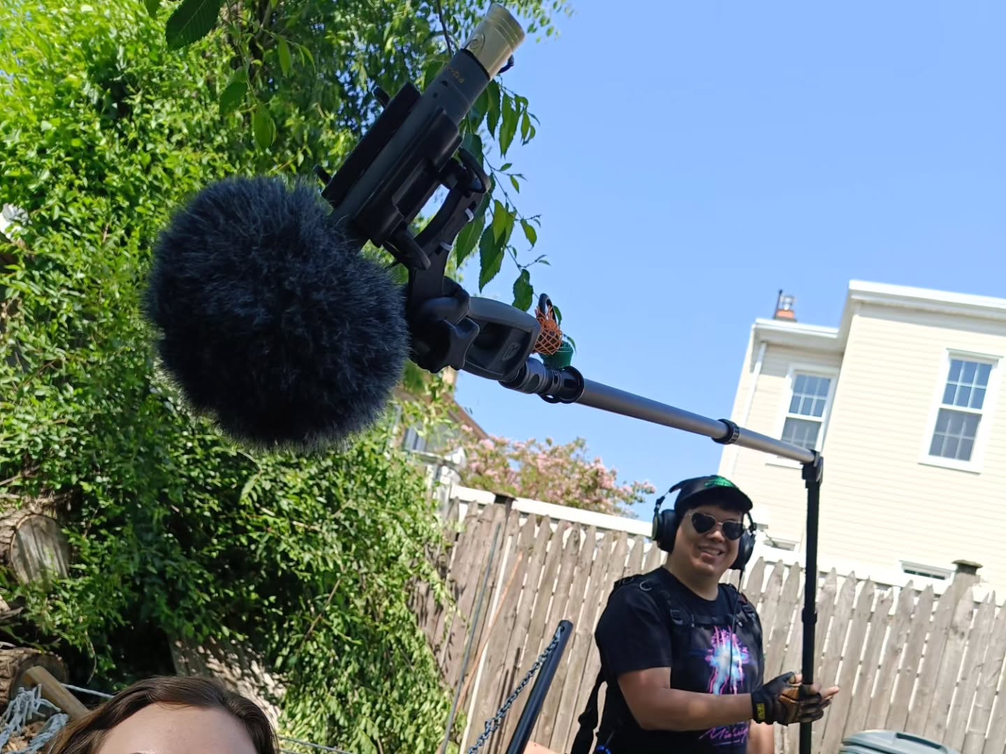 End of summer photo dump 🌞
Sound life's been pretty fun this yr. A lil more corporate/commercial, but y'all been good company.
•
#soundmixer #soundspeeds #filmsetlife #100thpost