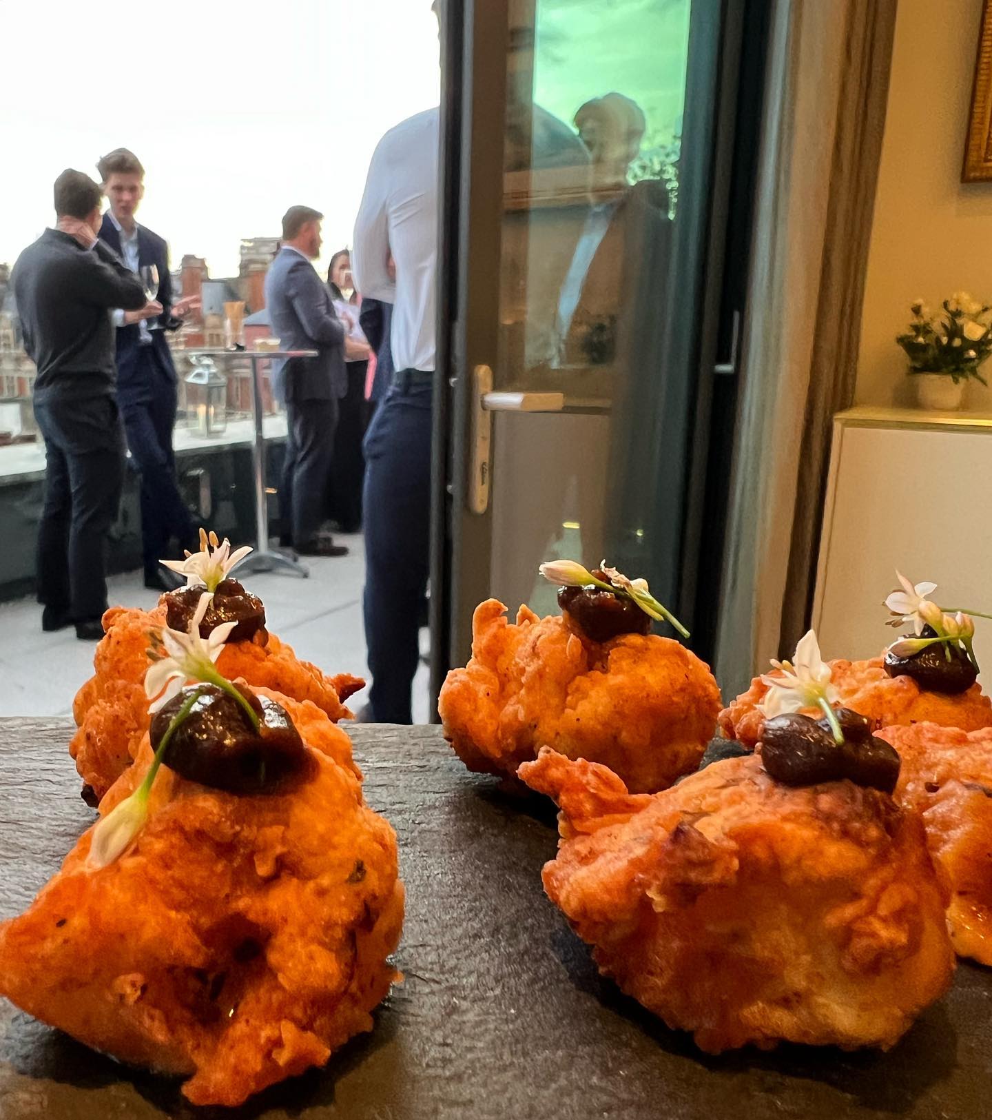 Buttermilk chicken with black garlic ✨