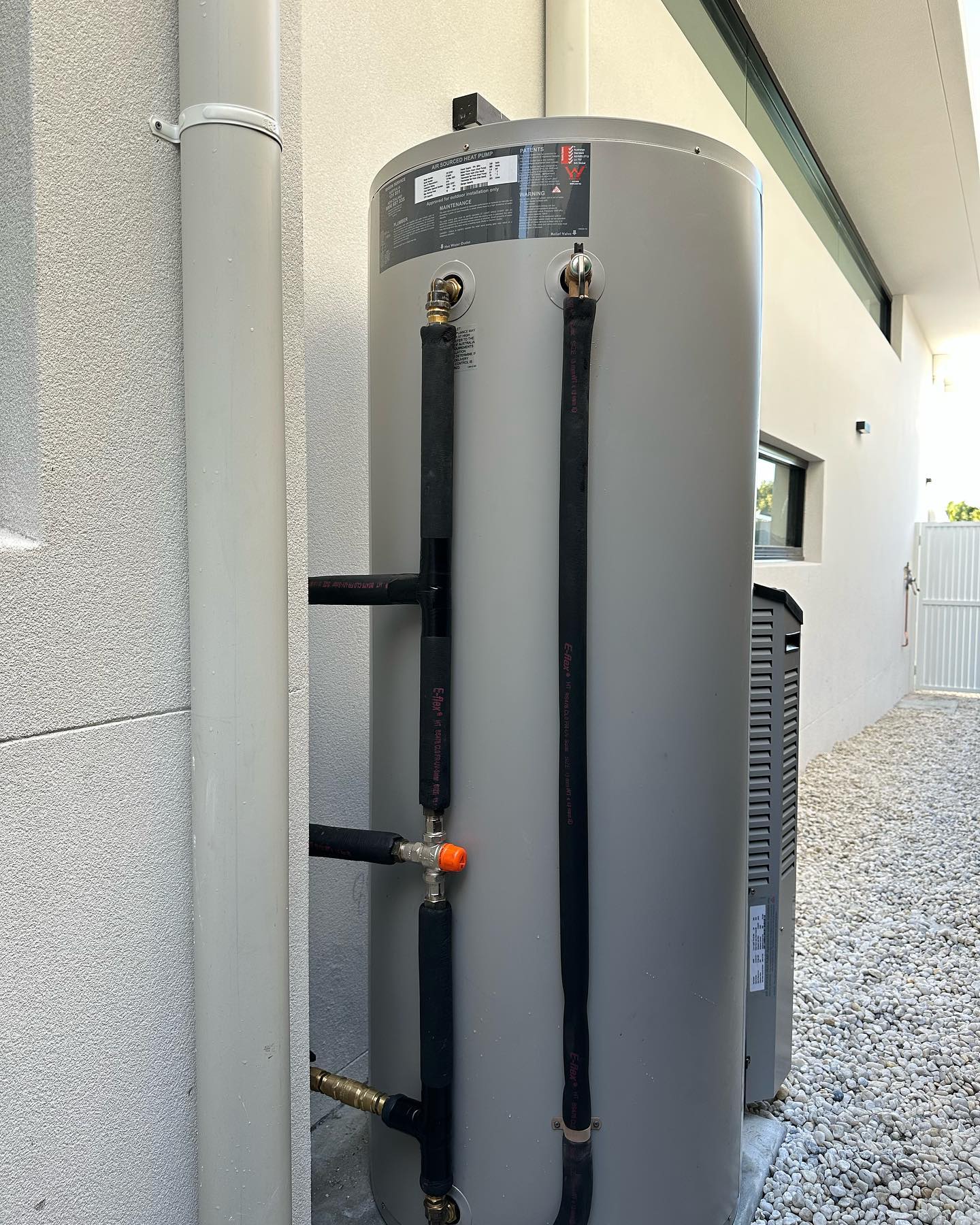 Hot water installation #sydneyplumber #plumber #copper #rheemwaterheater #hotwater