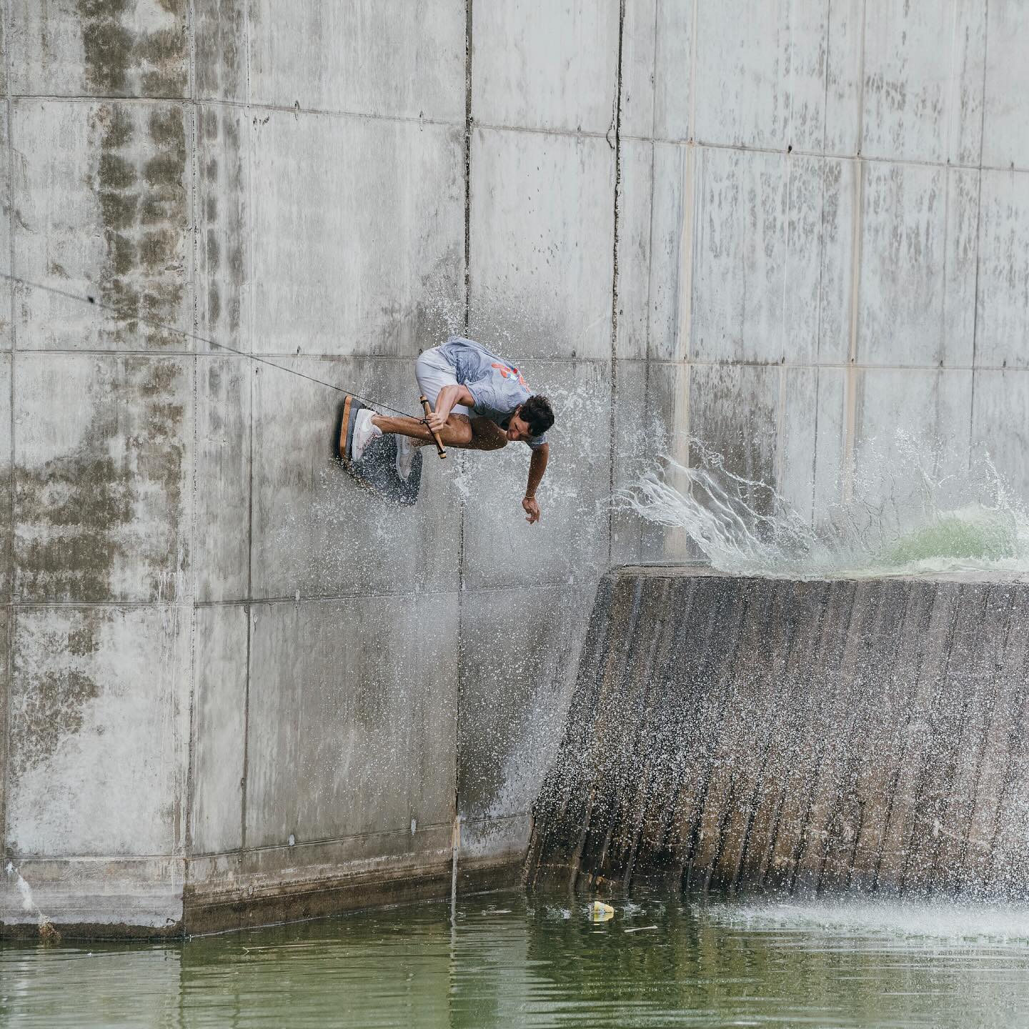 @maximegiry on the wall 🧱
We have been working on this project for quite a while now. So stoked to finally show it to you! 🔥
full clip - link in bio
@redbullaustria
@maximegiry
@domhernler
Photo: Red Bull / @samstraussfoto
#pulledbysculpture