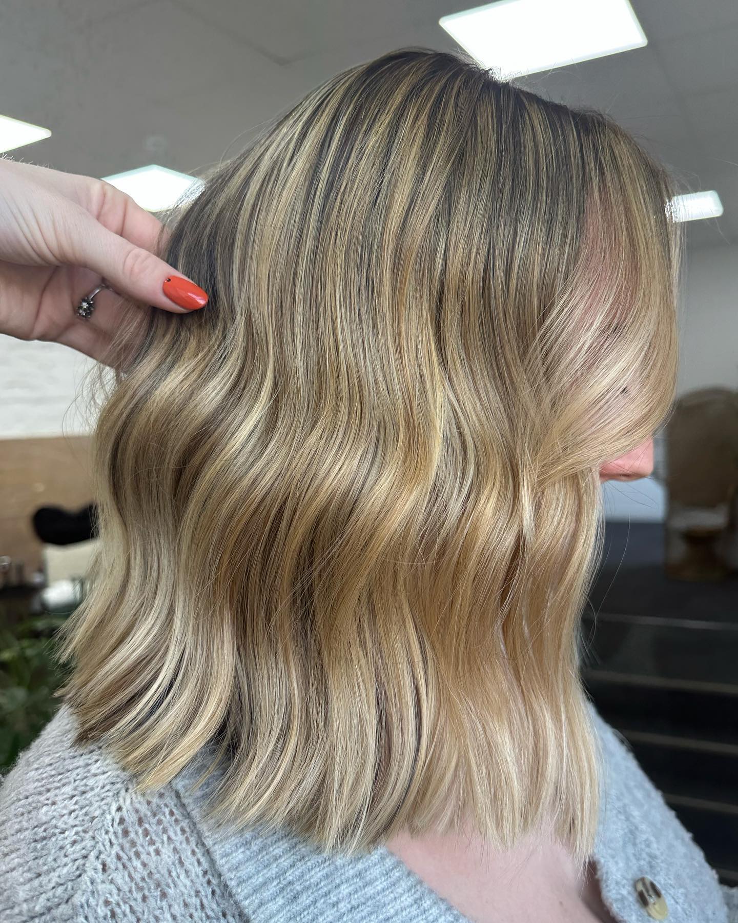 • BIG chop ✂️ & fresh colour 🤤 •