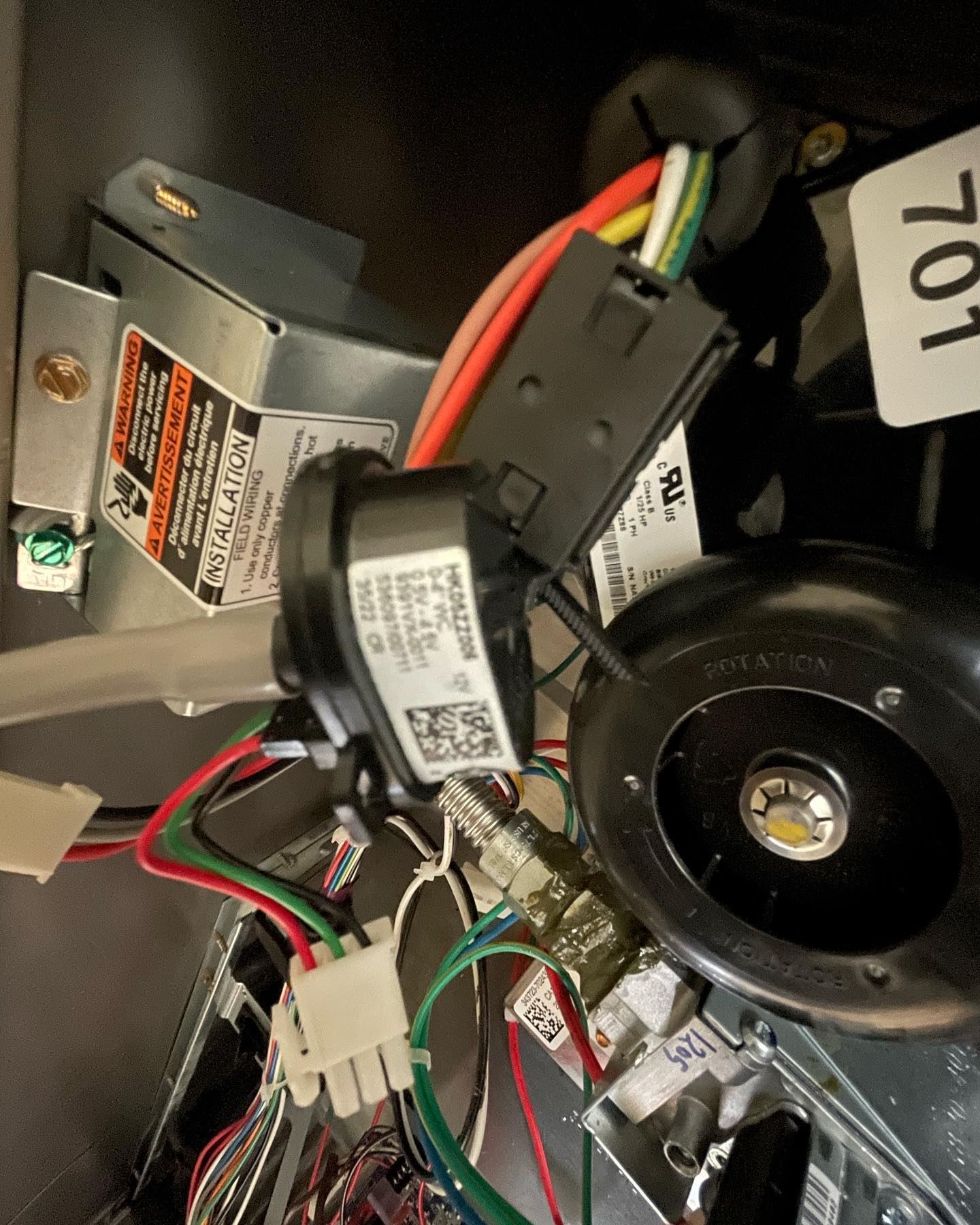 Custumer I had a manufacturer defect. Furnace was not turning on. Parts and labor covered under warranty. Parts replaced pressure switch ##hvac#hvacparts#hvacservice#cooling#heating#heatingandcooling#ac#techniconstruction#contractor#construction#control#generalcontractor#electricalcontractor#roofingcontractor#hvaccontractor